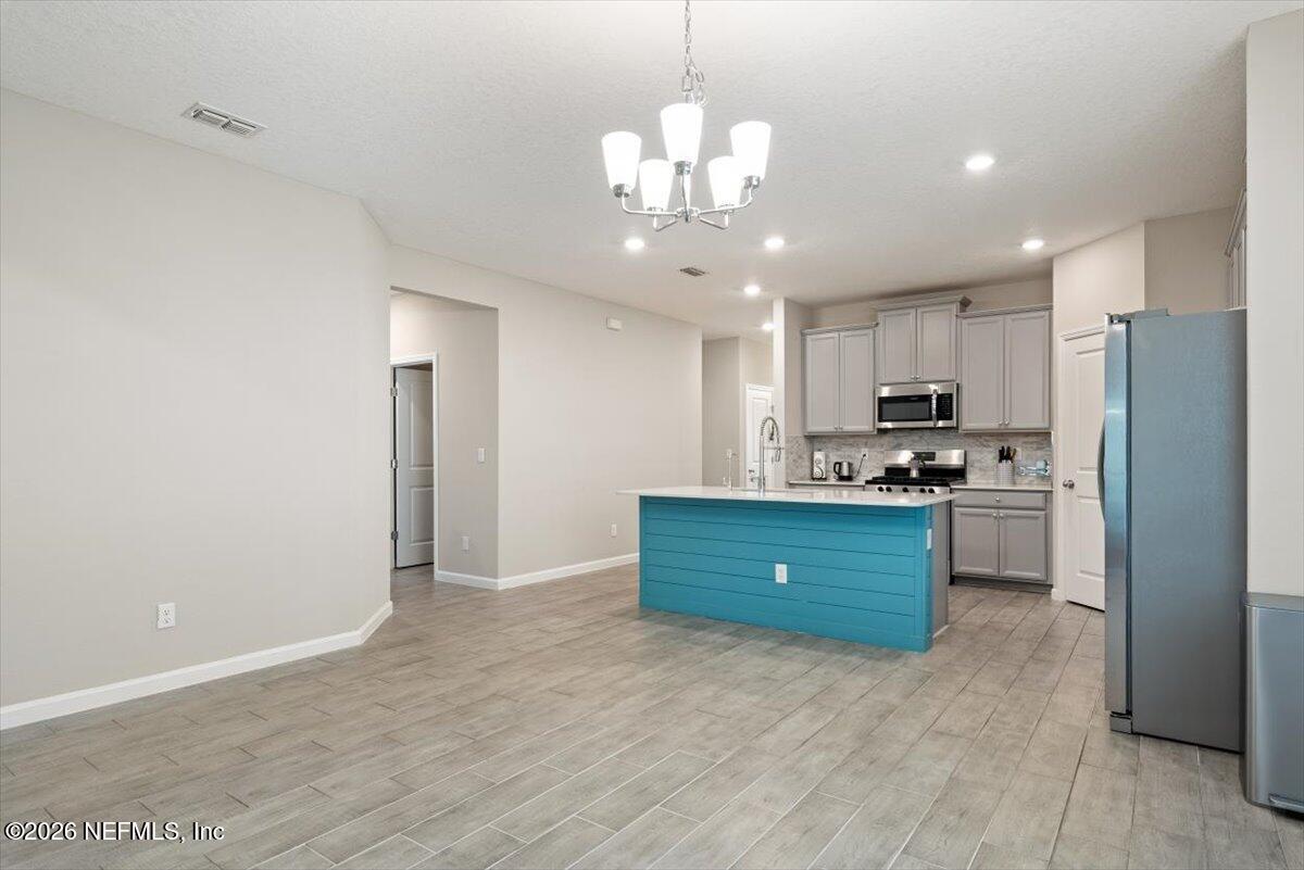 549 BROWN BEAR Run, St. Johns