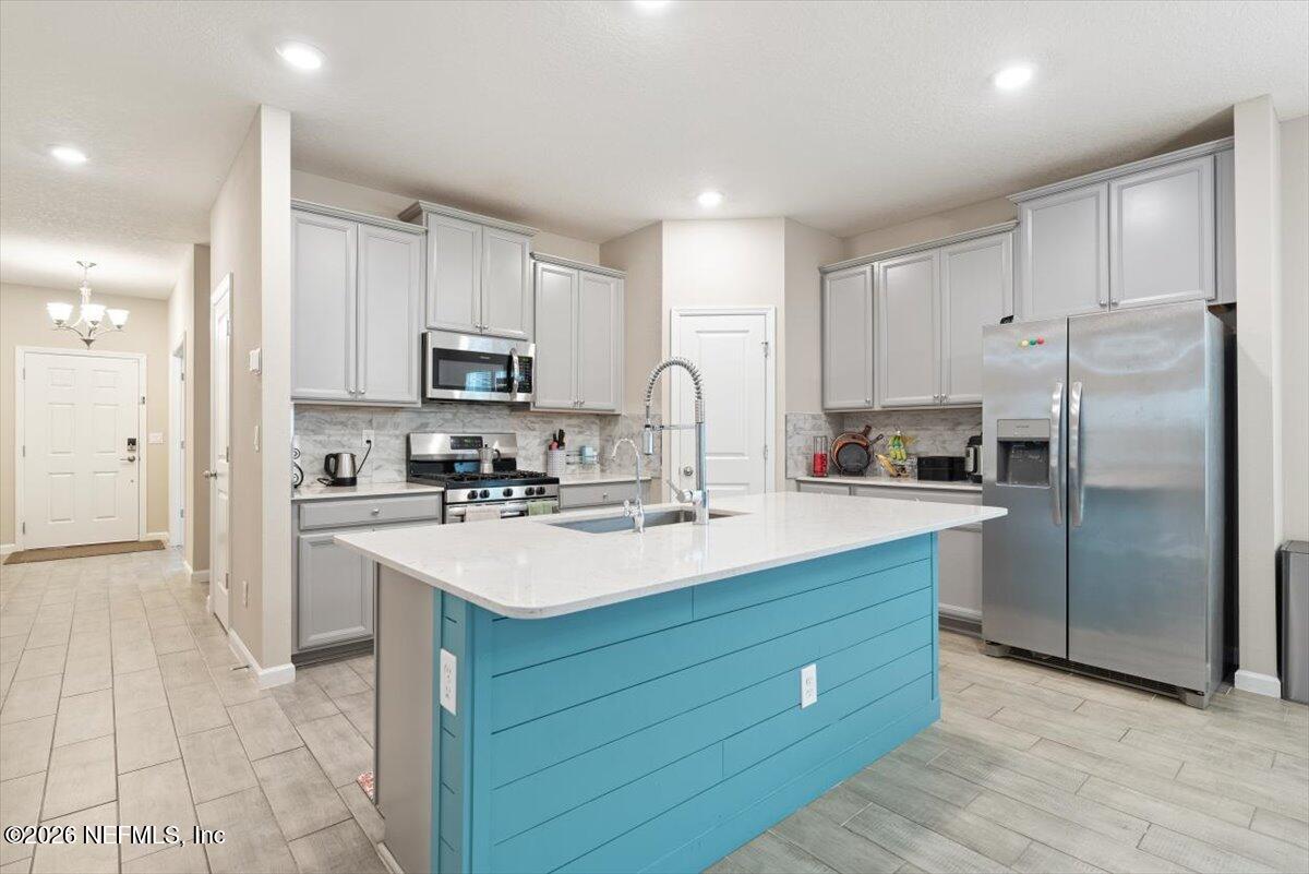 549 BROWN BEAR Run, St. Johns