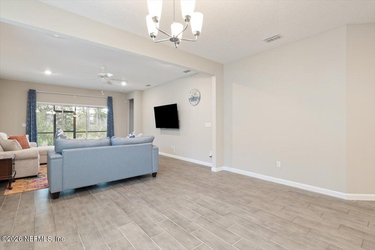 549 BROWN BEAR Run, St. Johns
