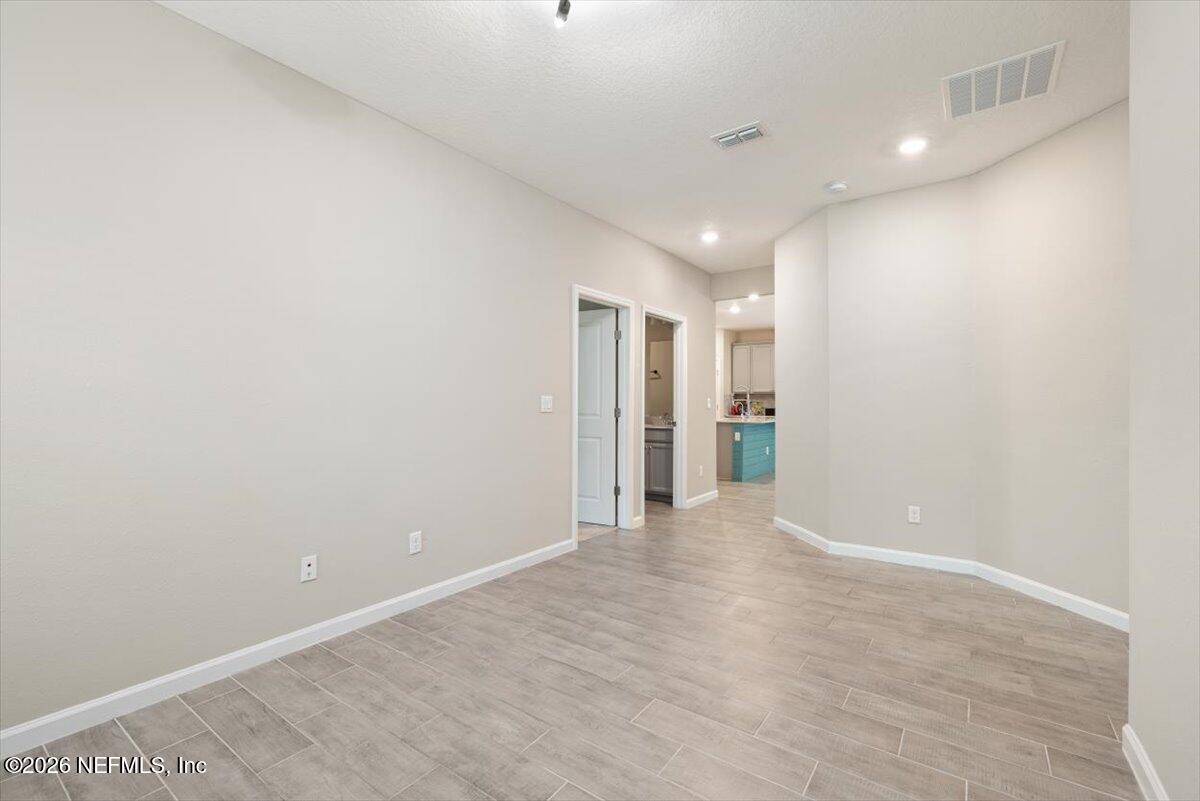 549 BROWN BEAR Run, St. Johns