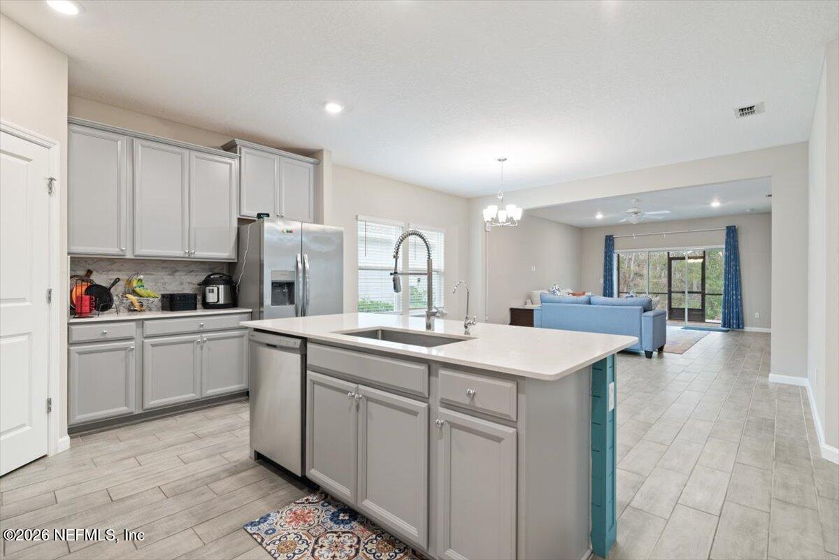 549 BROWN BEAR Run, St. Johns