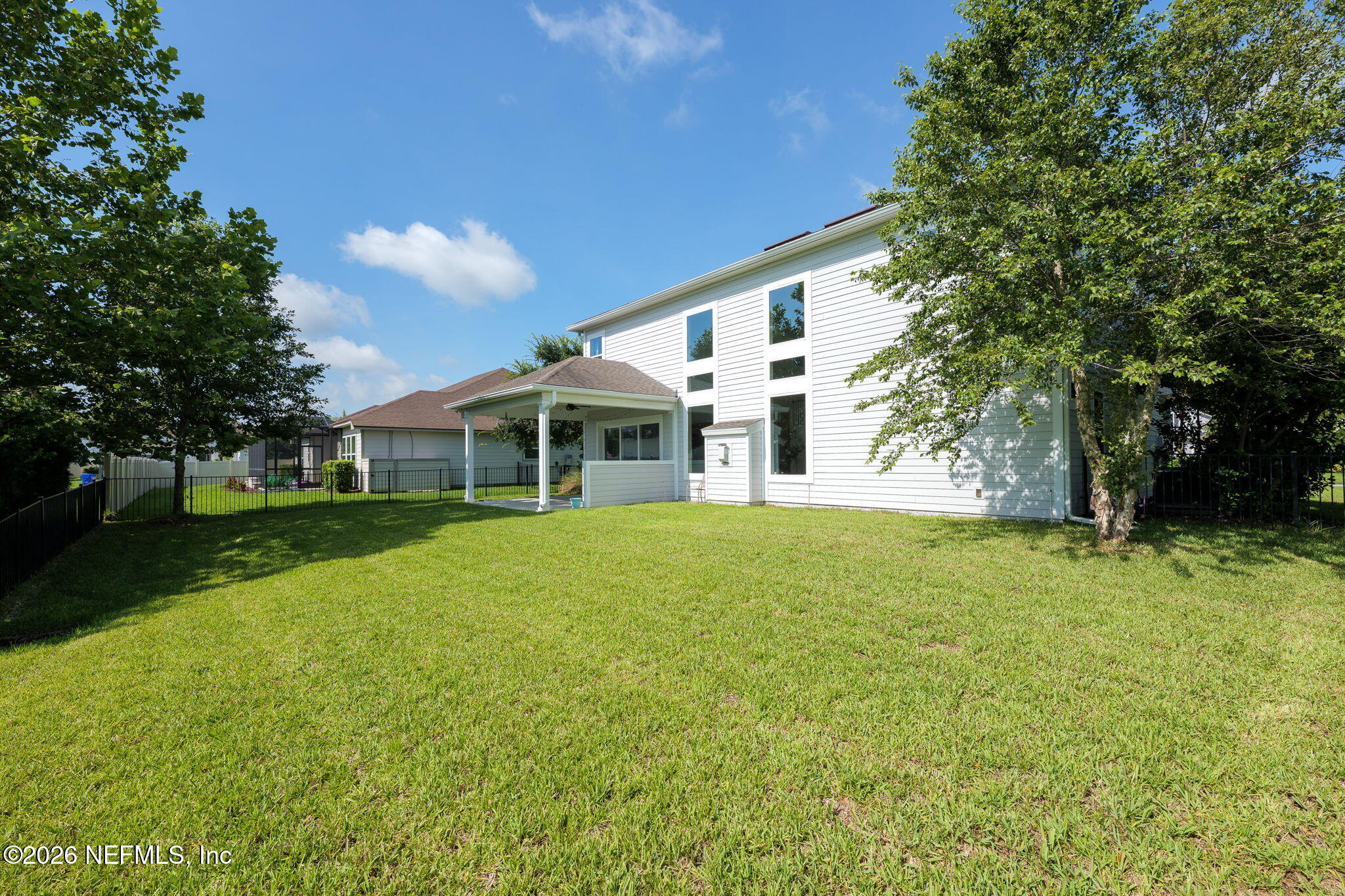 592 OUTLOOK Drive