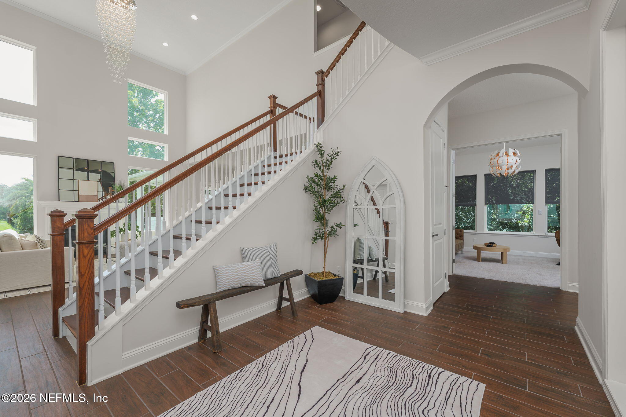 592 OUTLOOK Drive