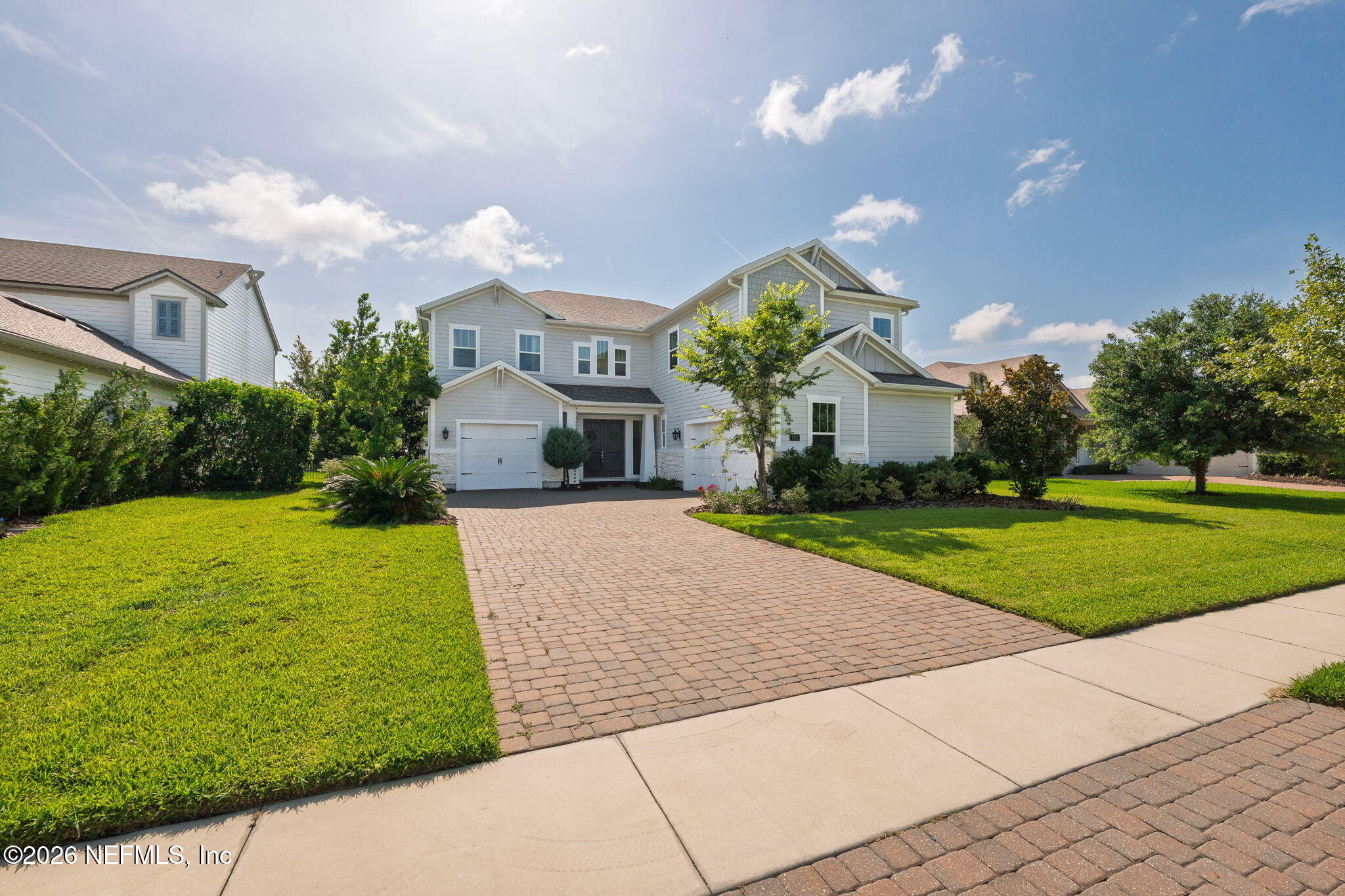 592 OUTLOOK Drive