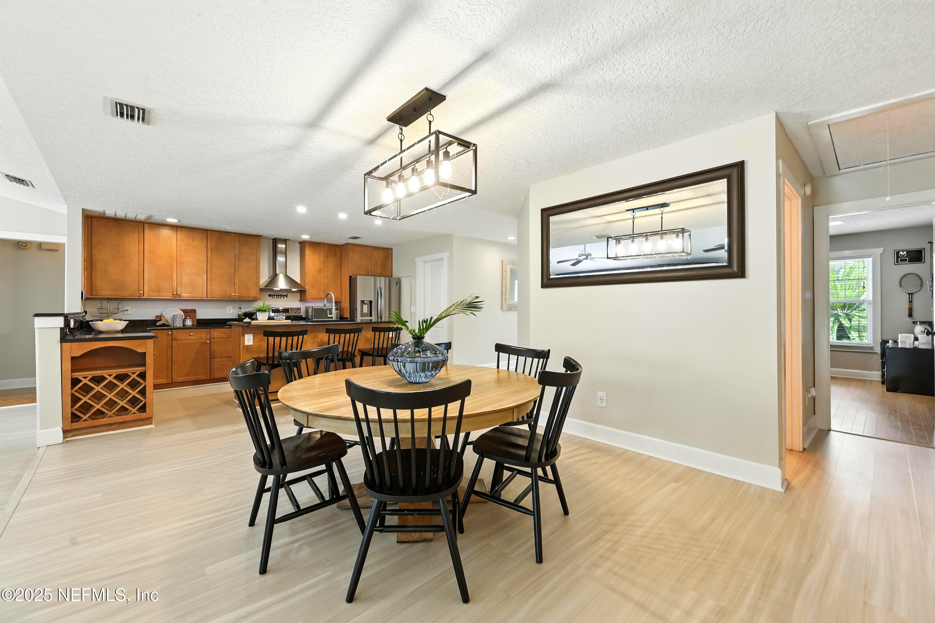 10 QUAIL Lane