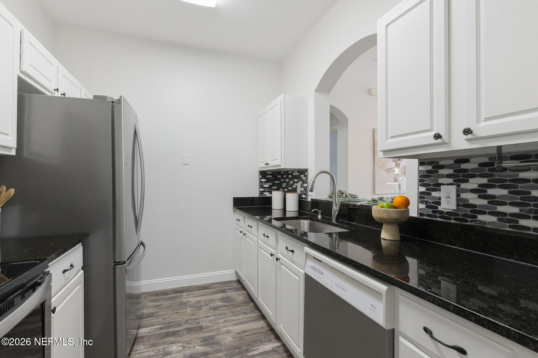 7990 BAYMEADOWS Road 812
