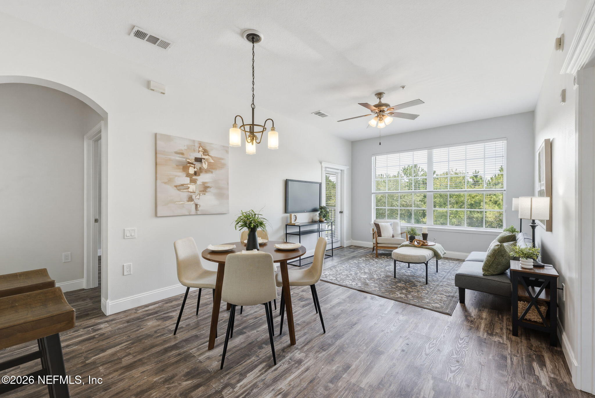 7990 BAYMEADOWS Road 812