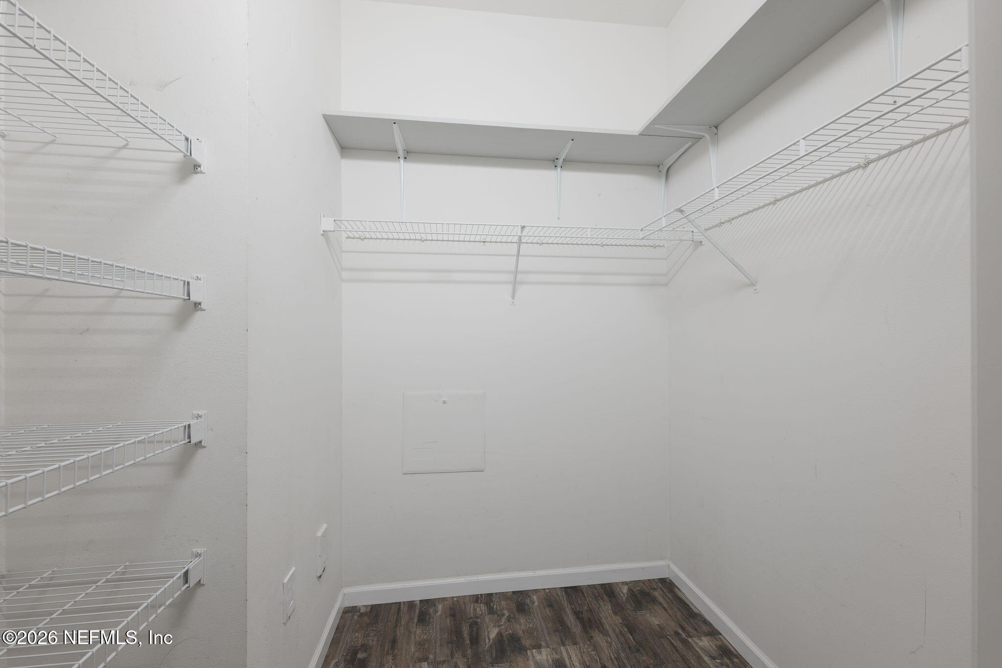 7990 BAYMEADOWS Road 812