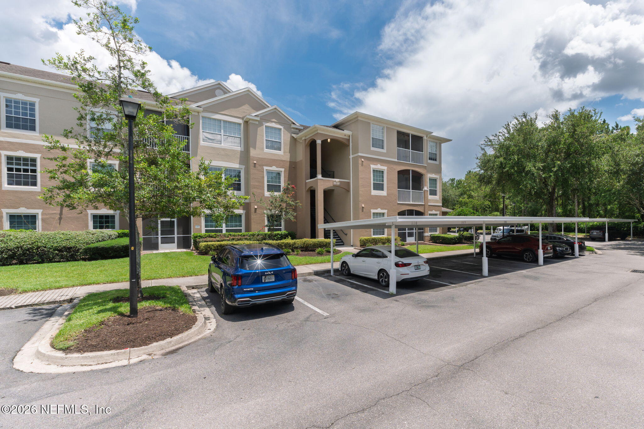 7990 BAYMEADOWS Road 812