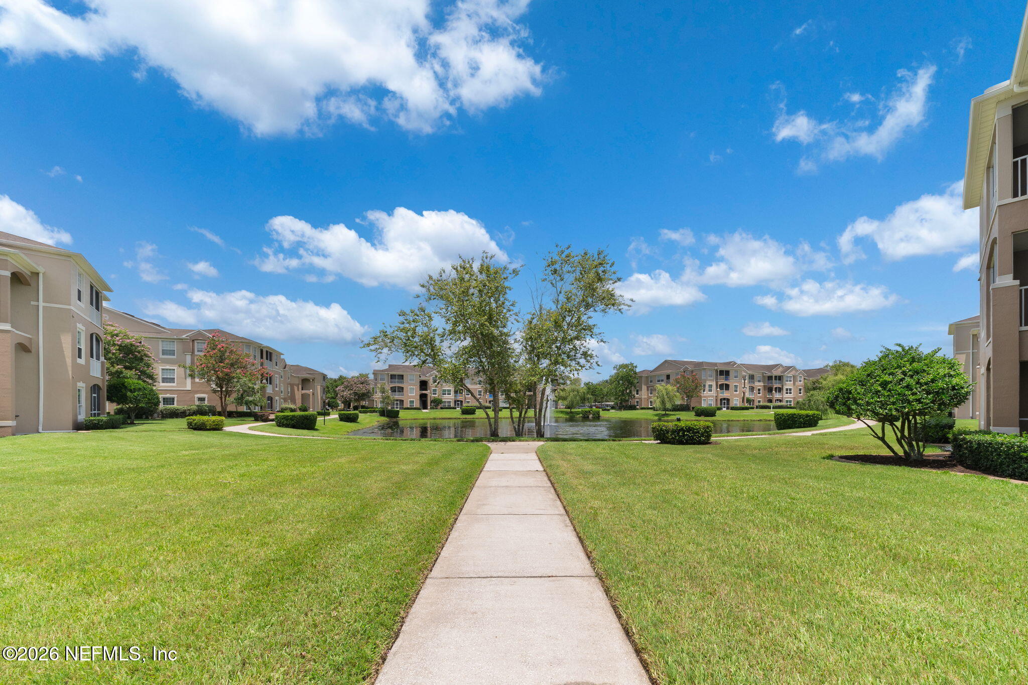 7990 BAYMEADOWS Road 812