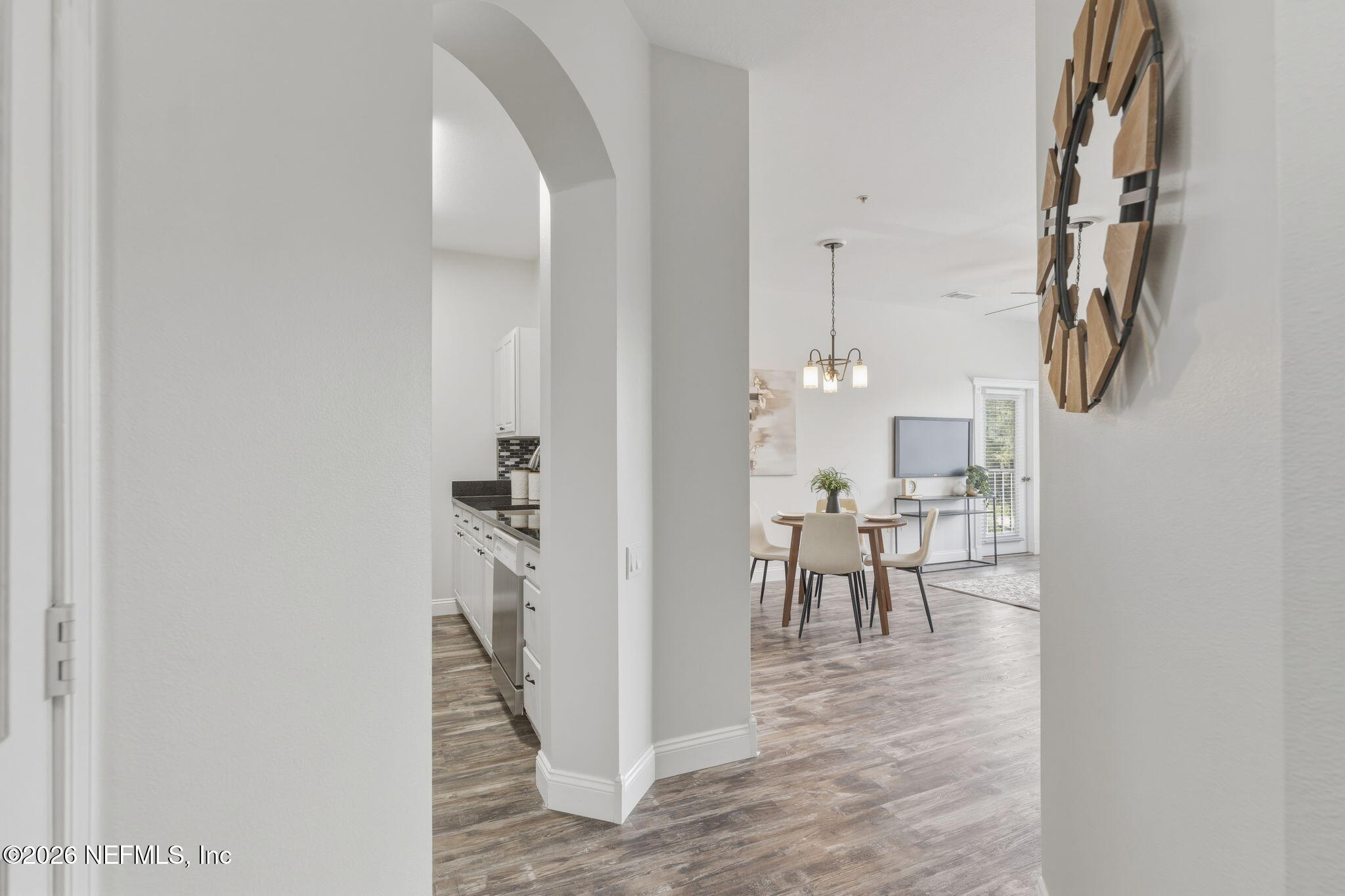 7990 BAYMEADOWS Road 812