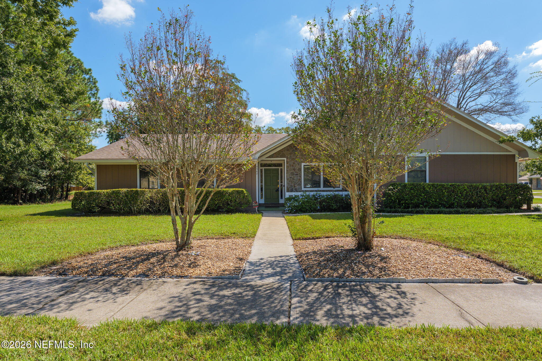 3362 CHRYSLER Drive