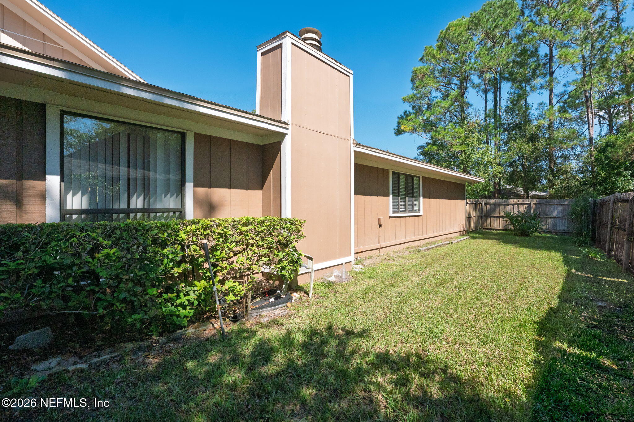 3362 CHRYSLER Drive