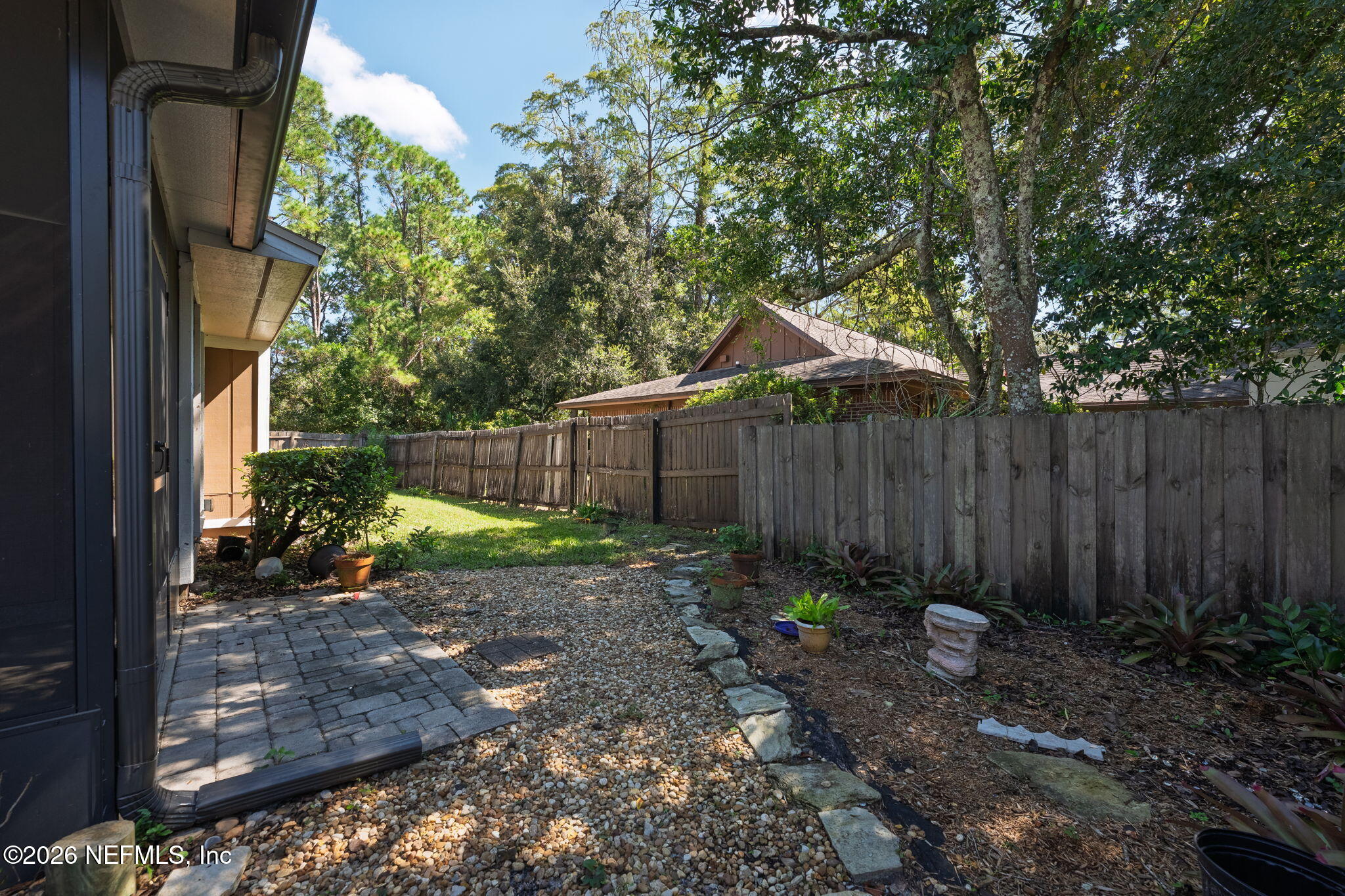 3362 CHRYSLER Drive