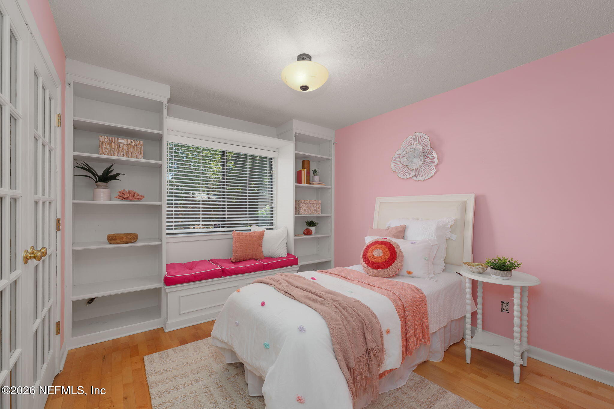 3362 CHRYSLER Drive