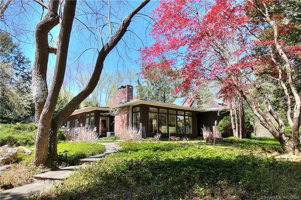 53 Godfrey Road West