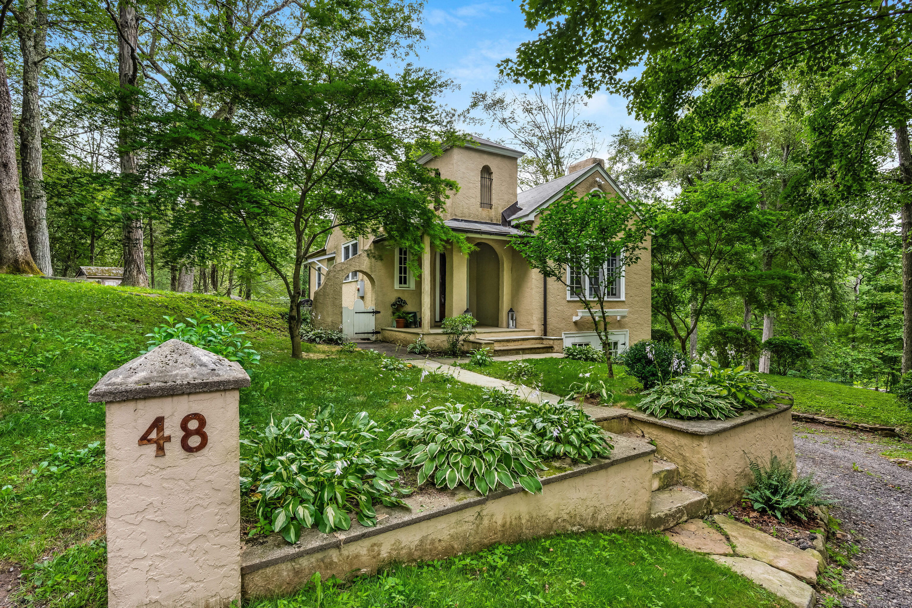 48 Own Home Avenue