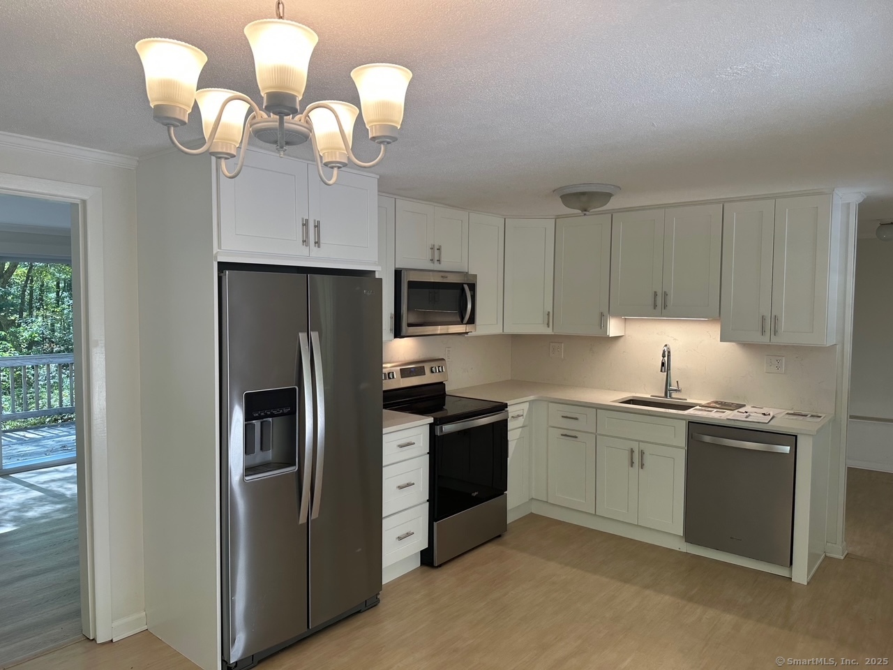 515 Newtown Turnpike