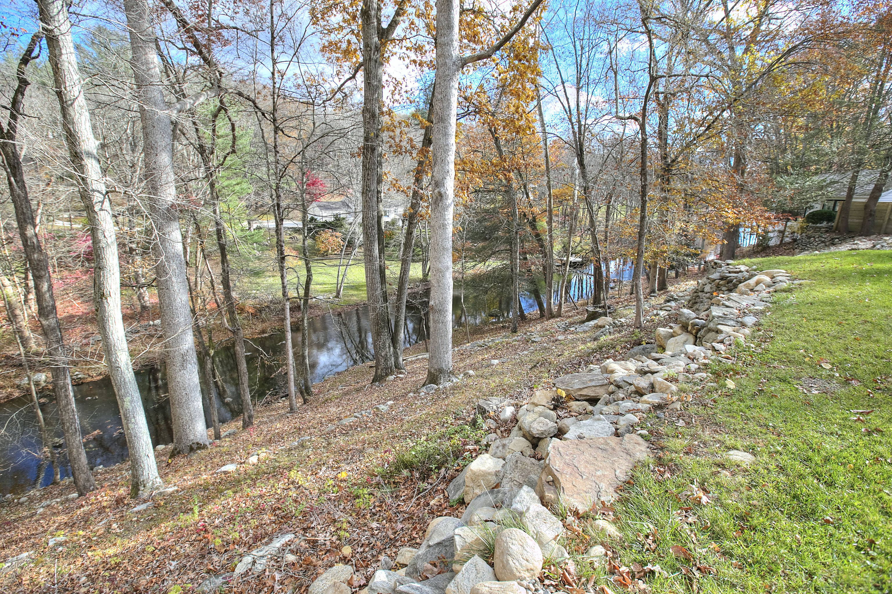 24 Nordholm Drive 24