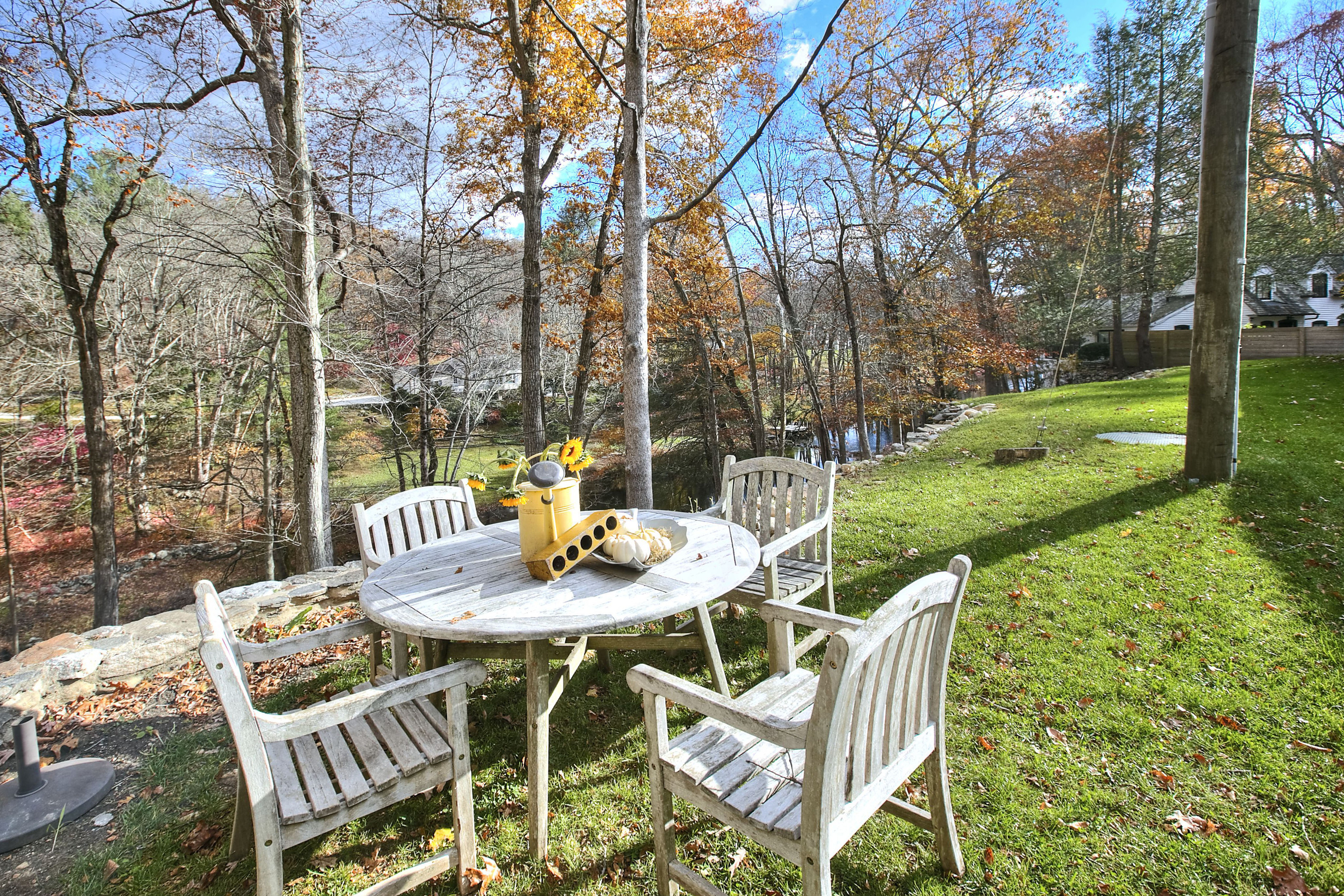 24 Nordholm Drive 24