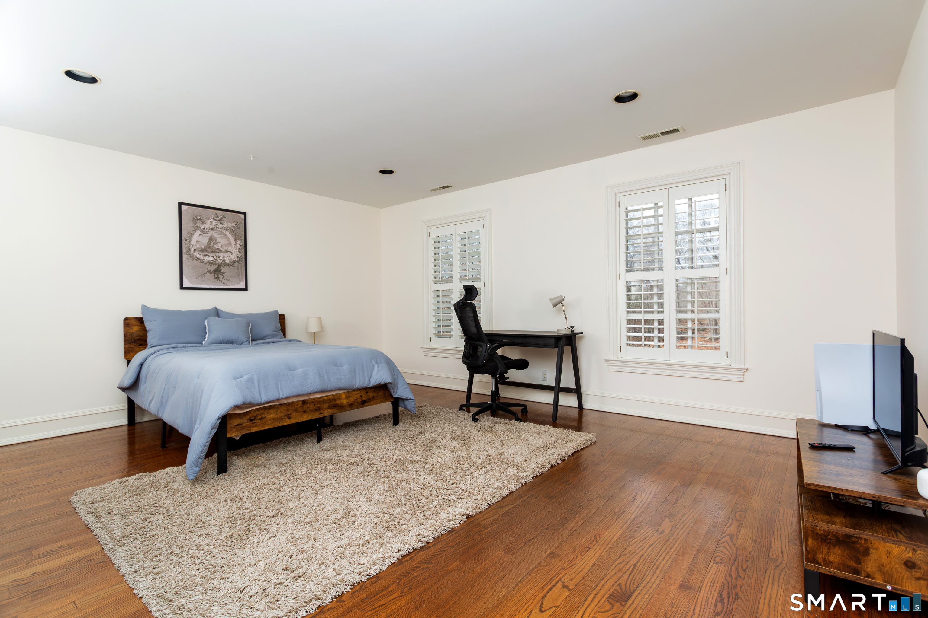 41 Singing Oaks Drive