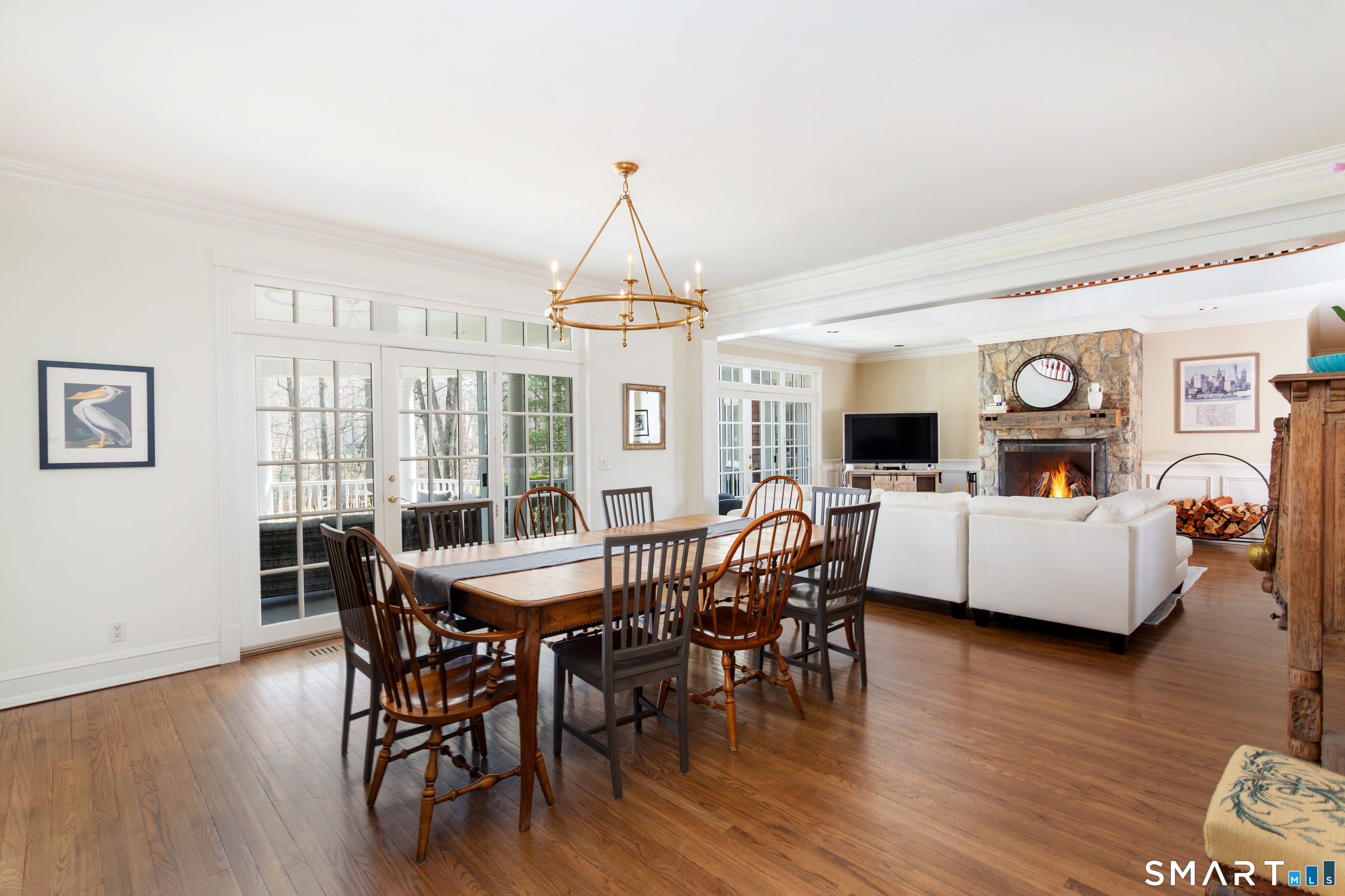 41 Singing Oaks Drive