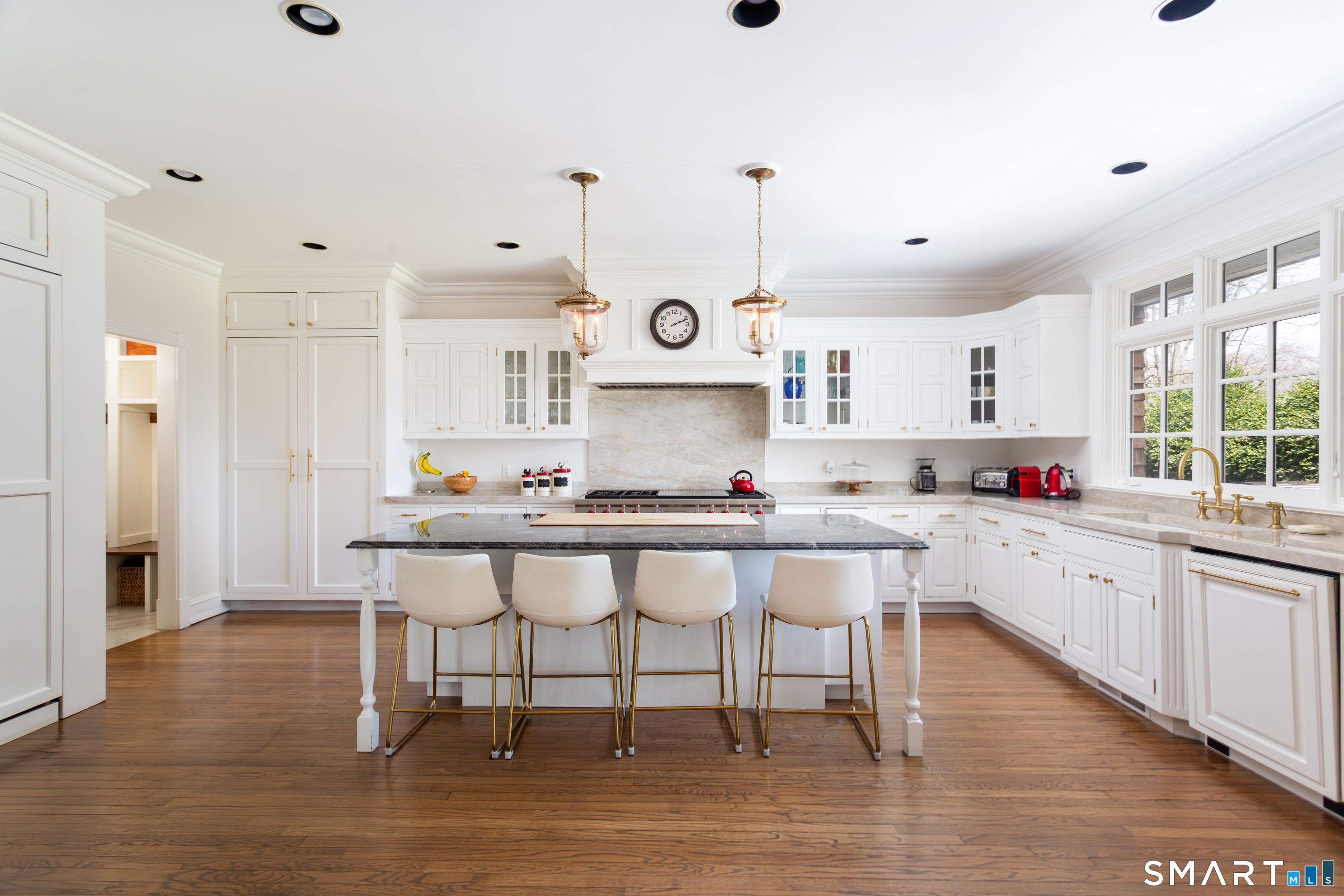 41 Singing Oaks Drive