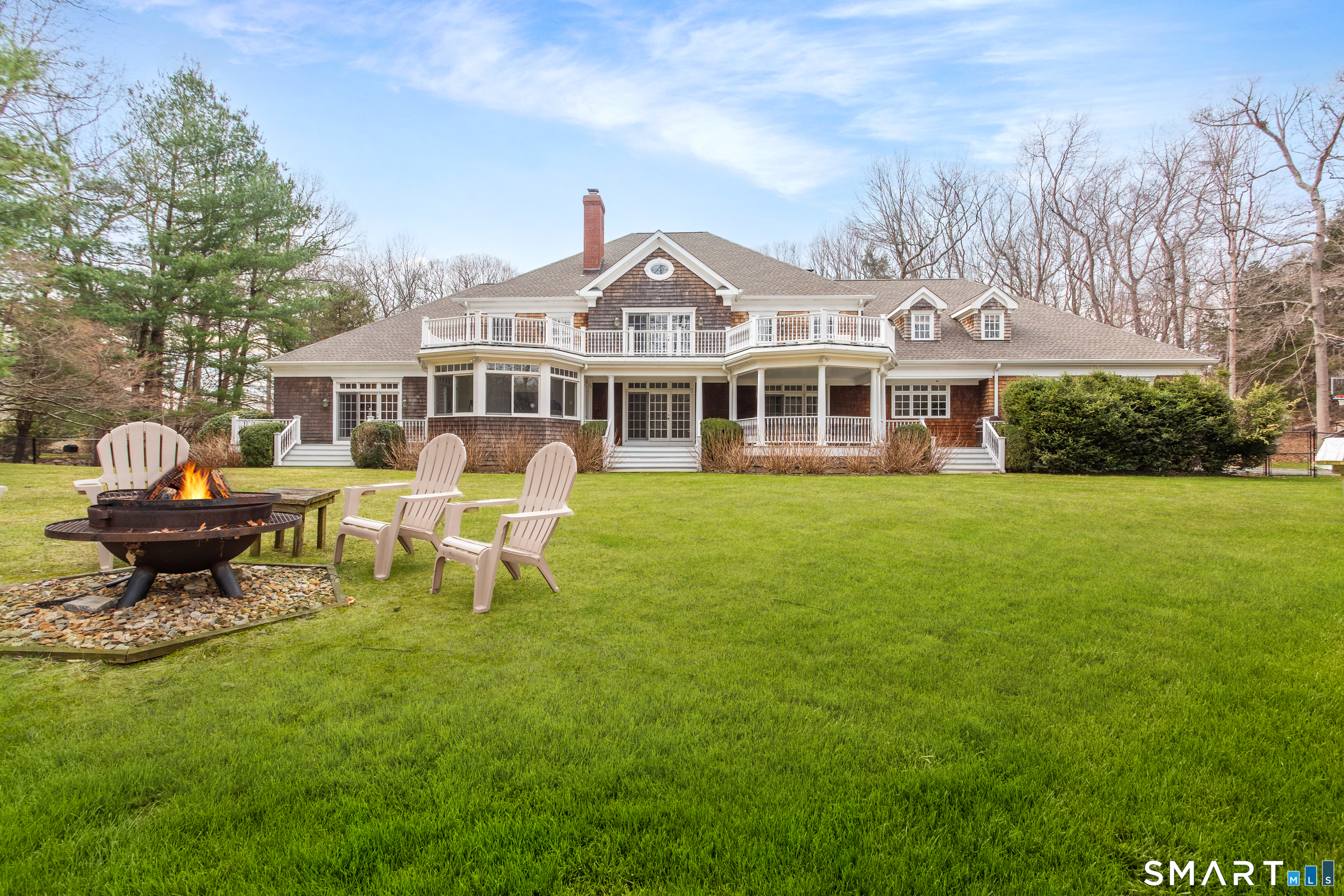 41 Singing Oaks Drive