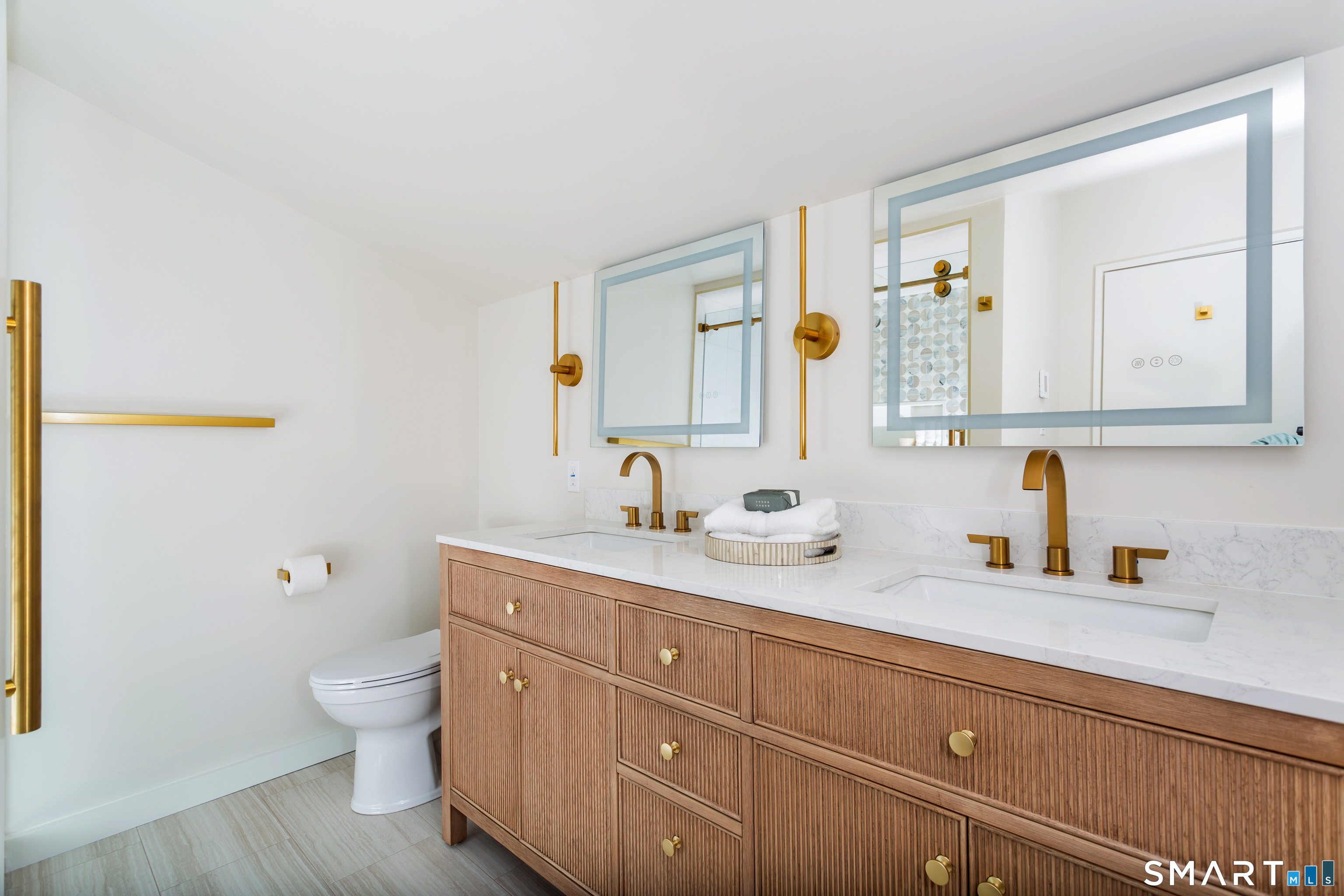 27 Hackberry Hill Road