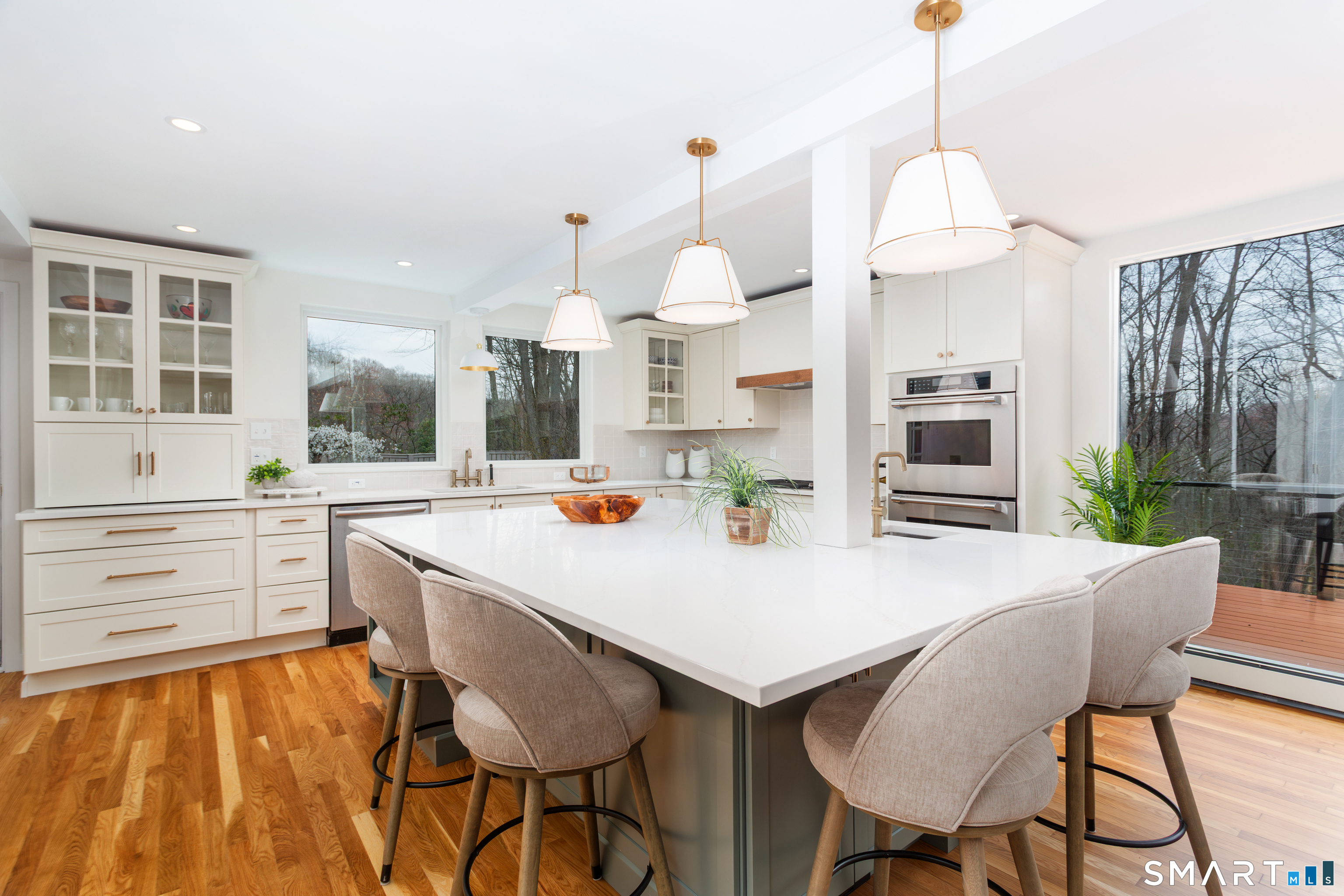 27 Hackberry Hill Road