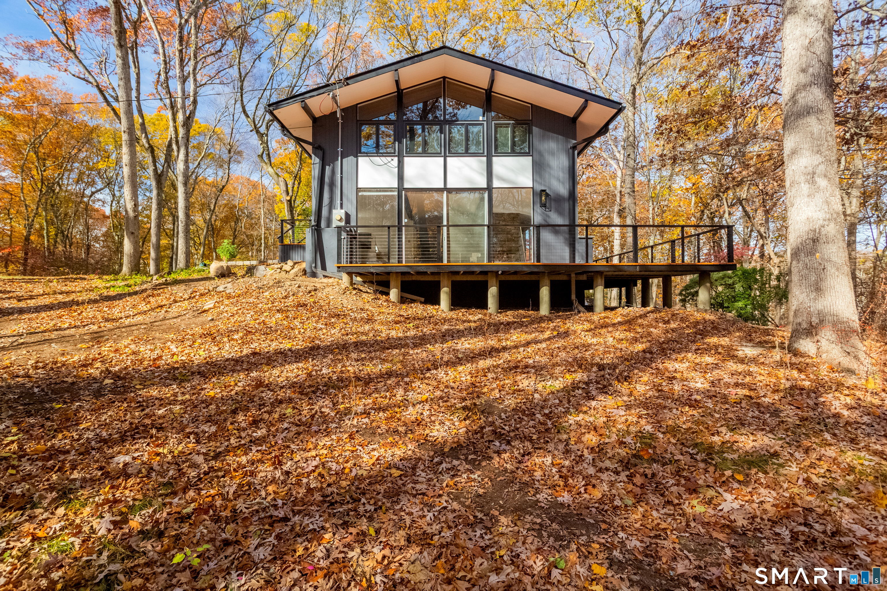 27 Hackberry Hill Road