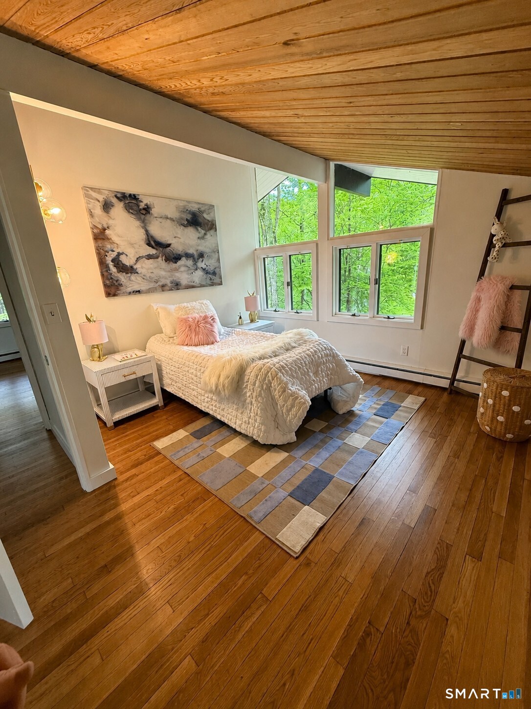 27 Hackberry Hill Road