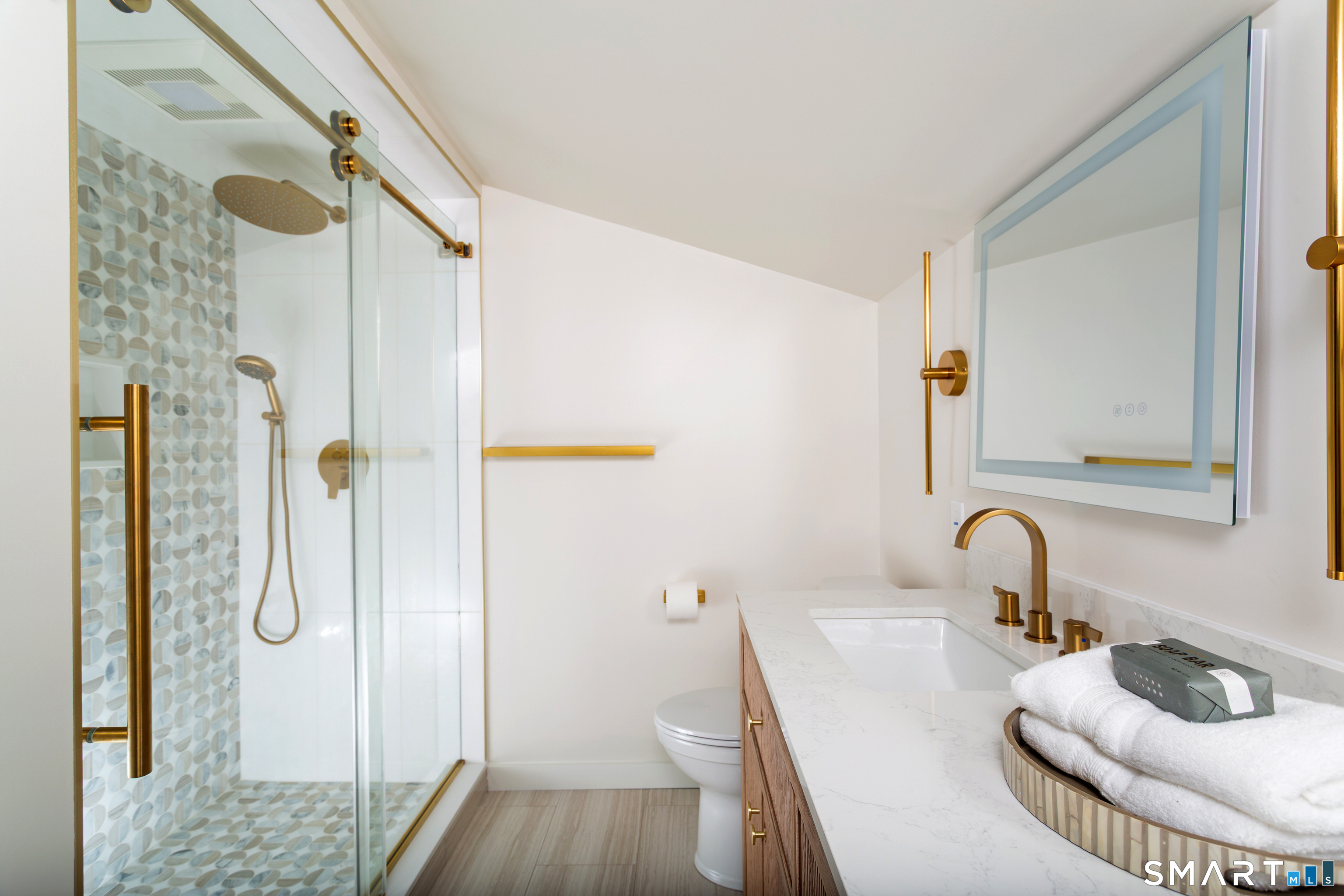 27 Hackberry Hill Road