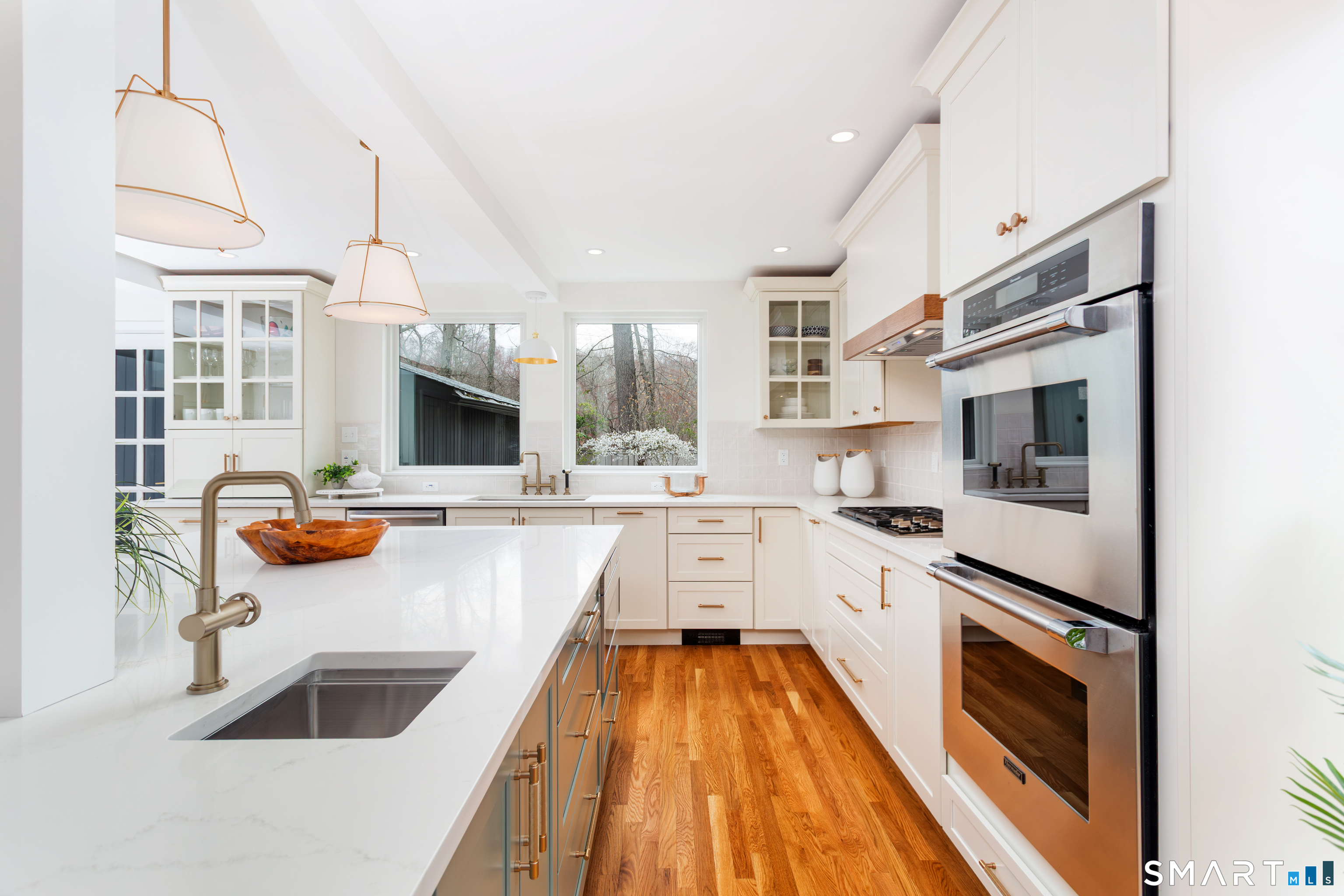 27 Hackberry Hill Road