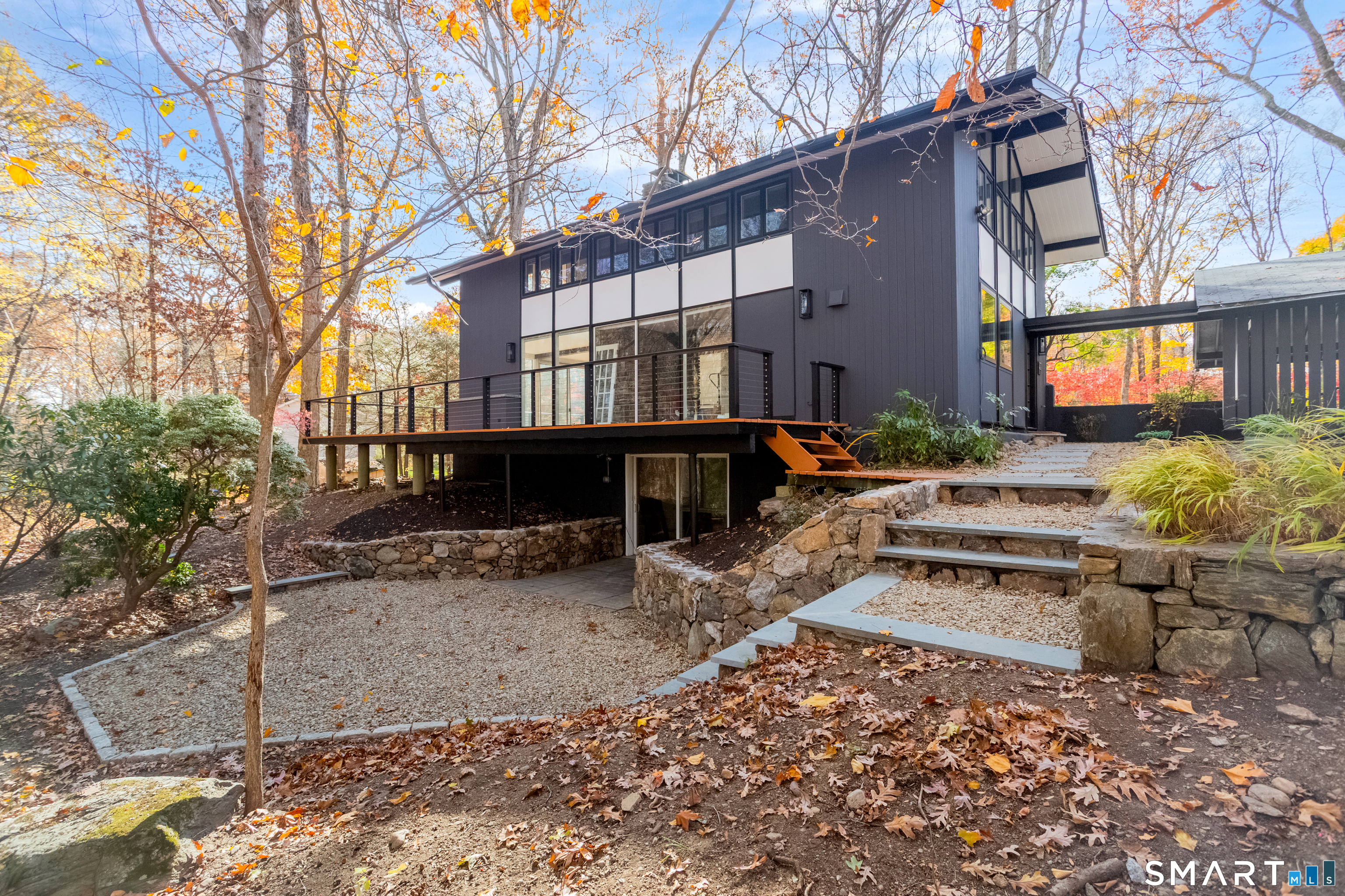 27 Hackberry Hill Road