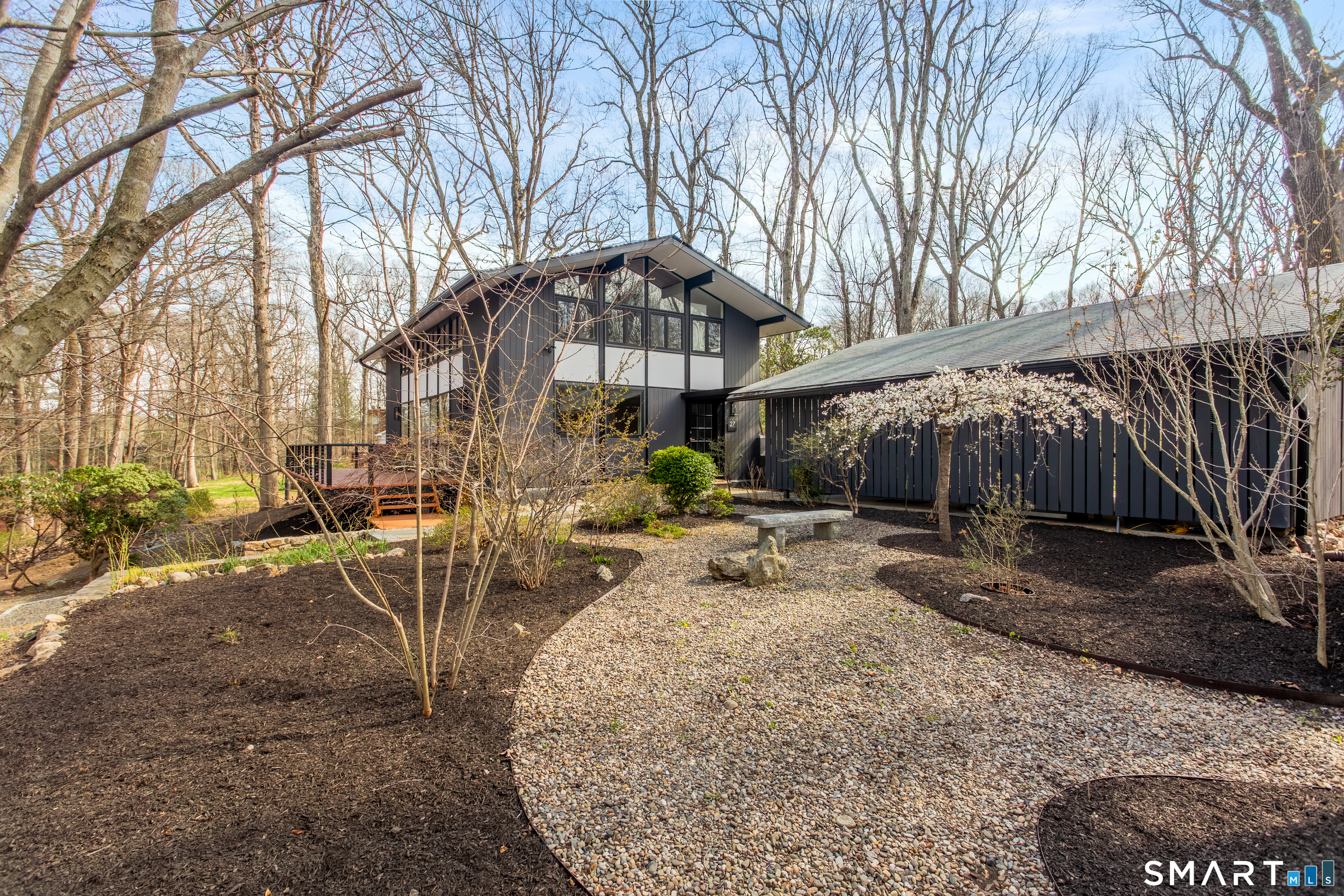 27 Hackberry Hill Road