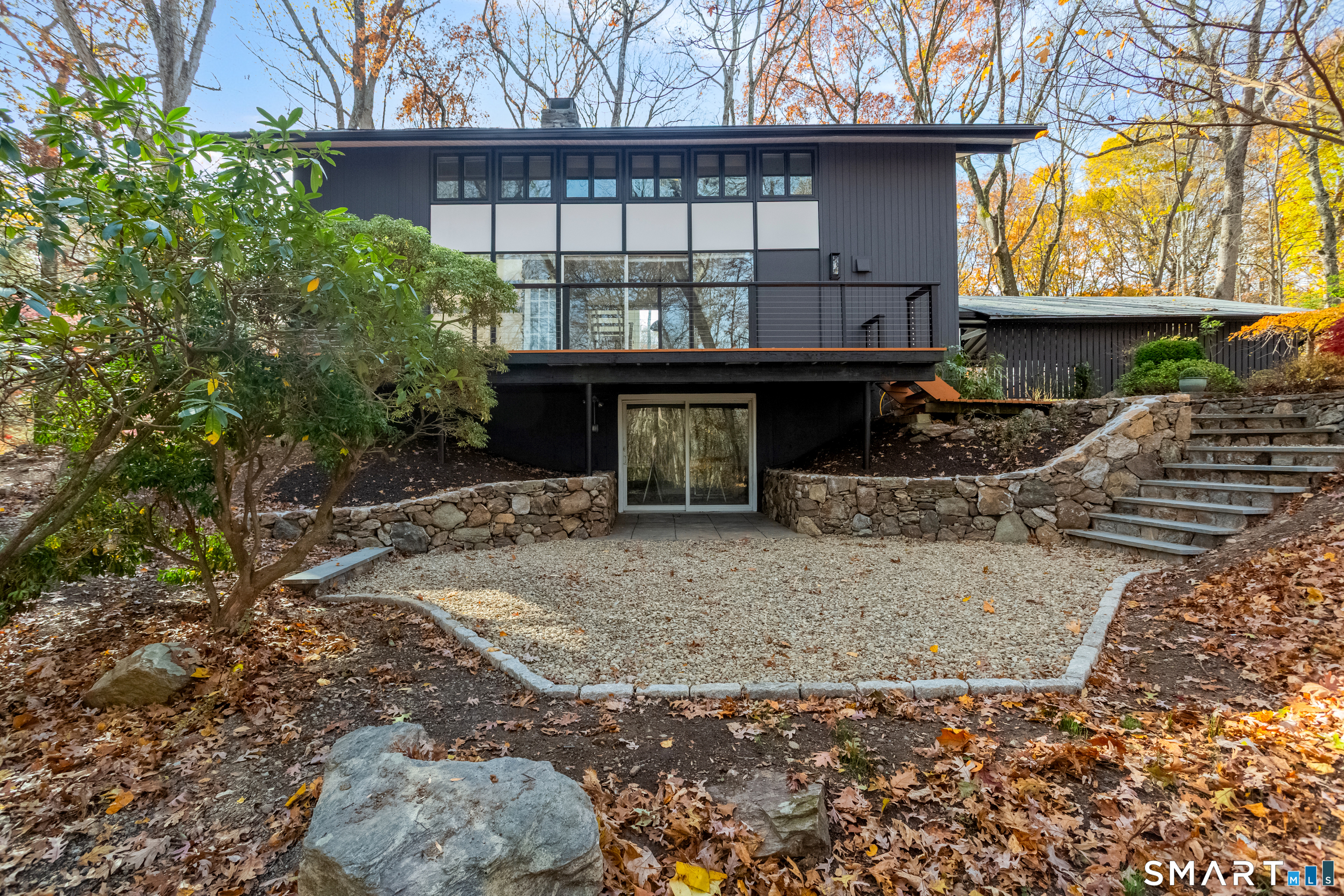 27 Hackberry Hill Road