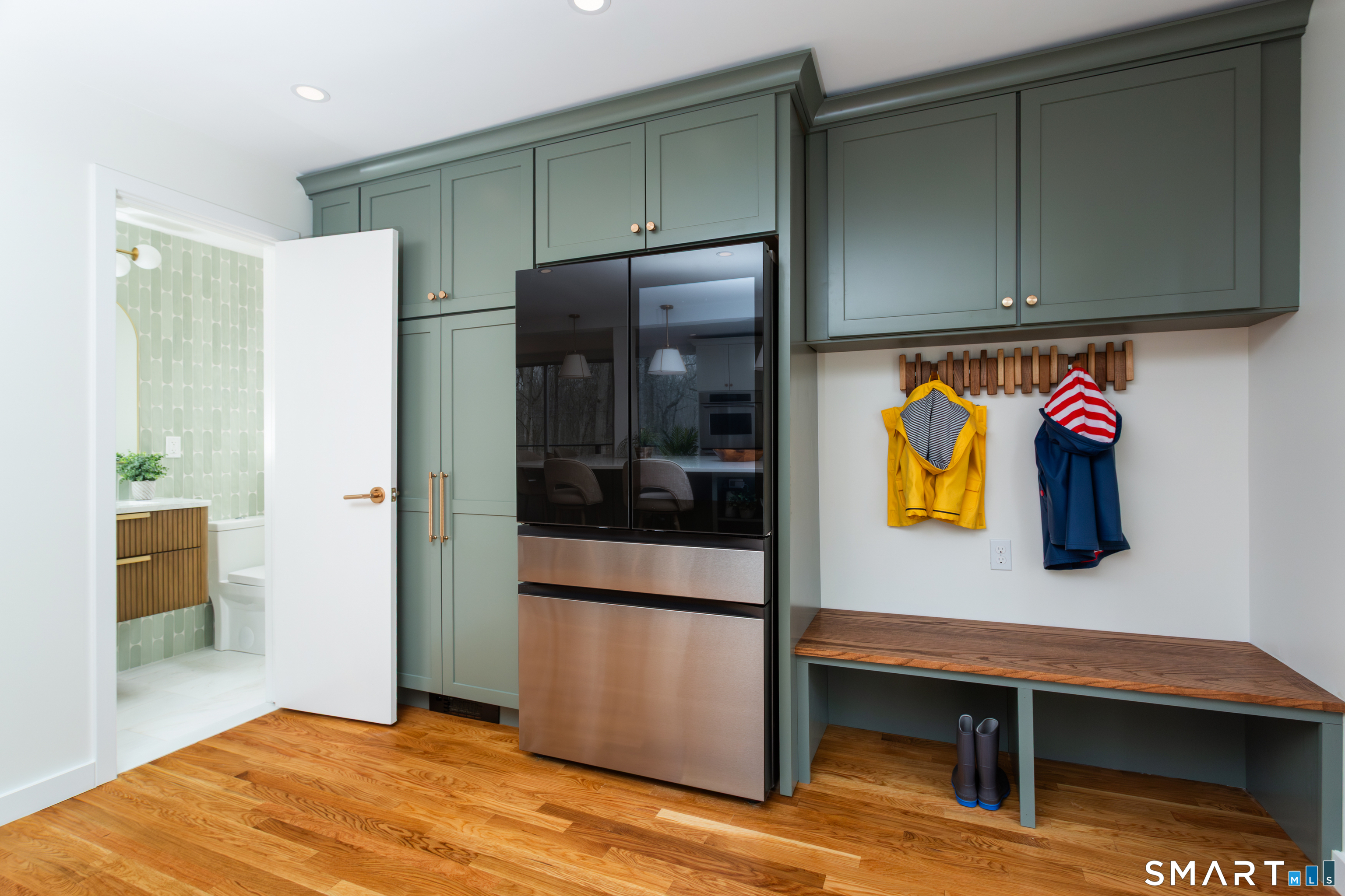 27 Hackberry Hill Road