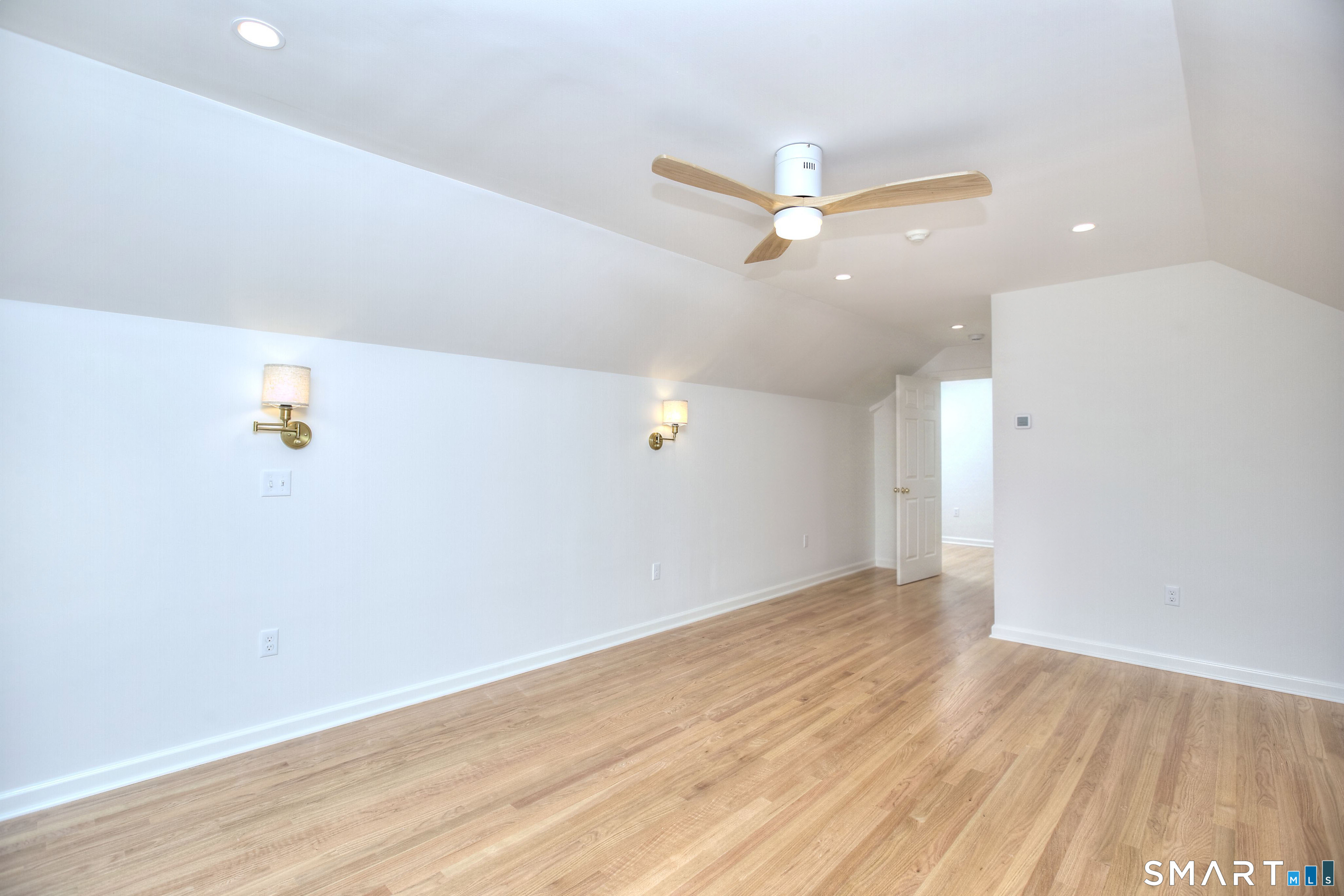 25 Sunset Drive