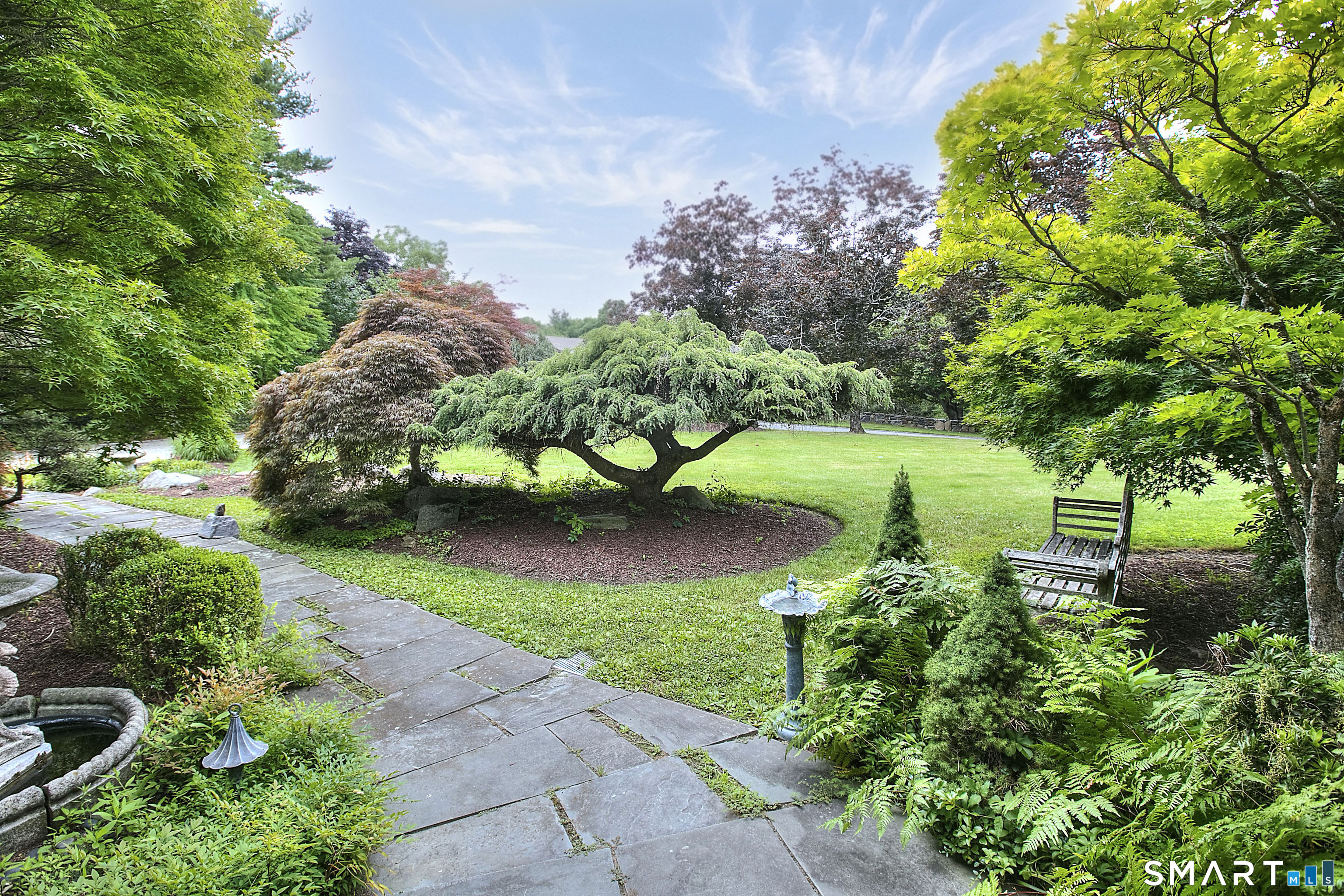 4 Aspetuck Hill Lane