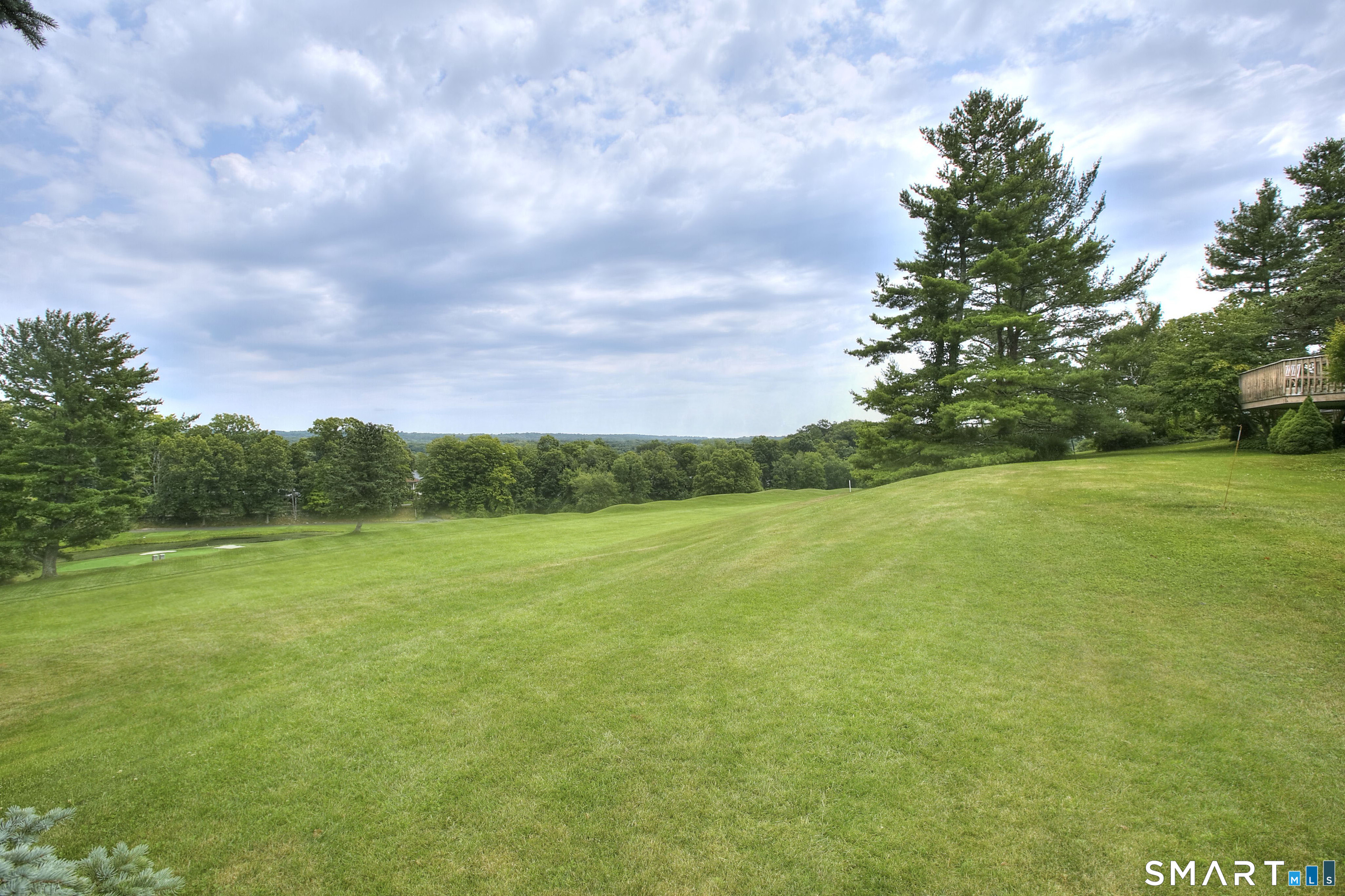4 Aspetuck Hill Lane