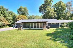 48 Mountain Road