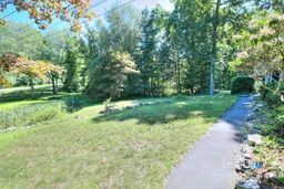 48 Mountain Road