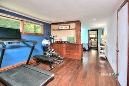48 Mountain Road