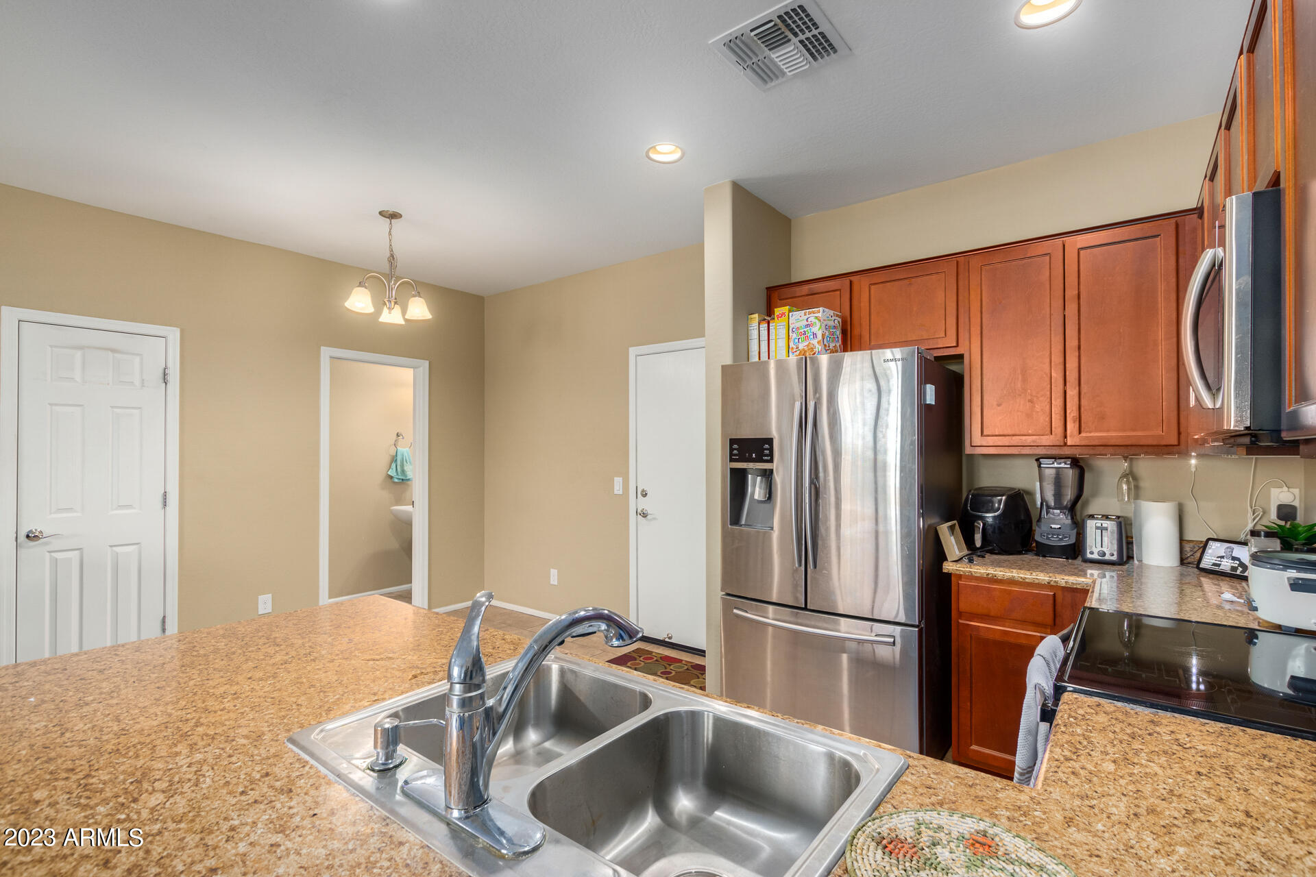 1950 N CENTER Street Unit: 149