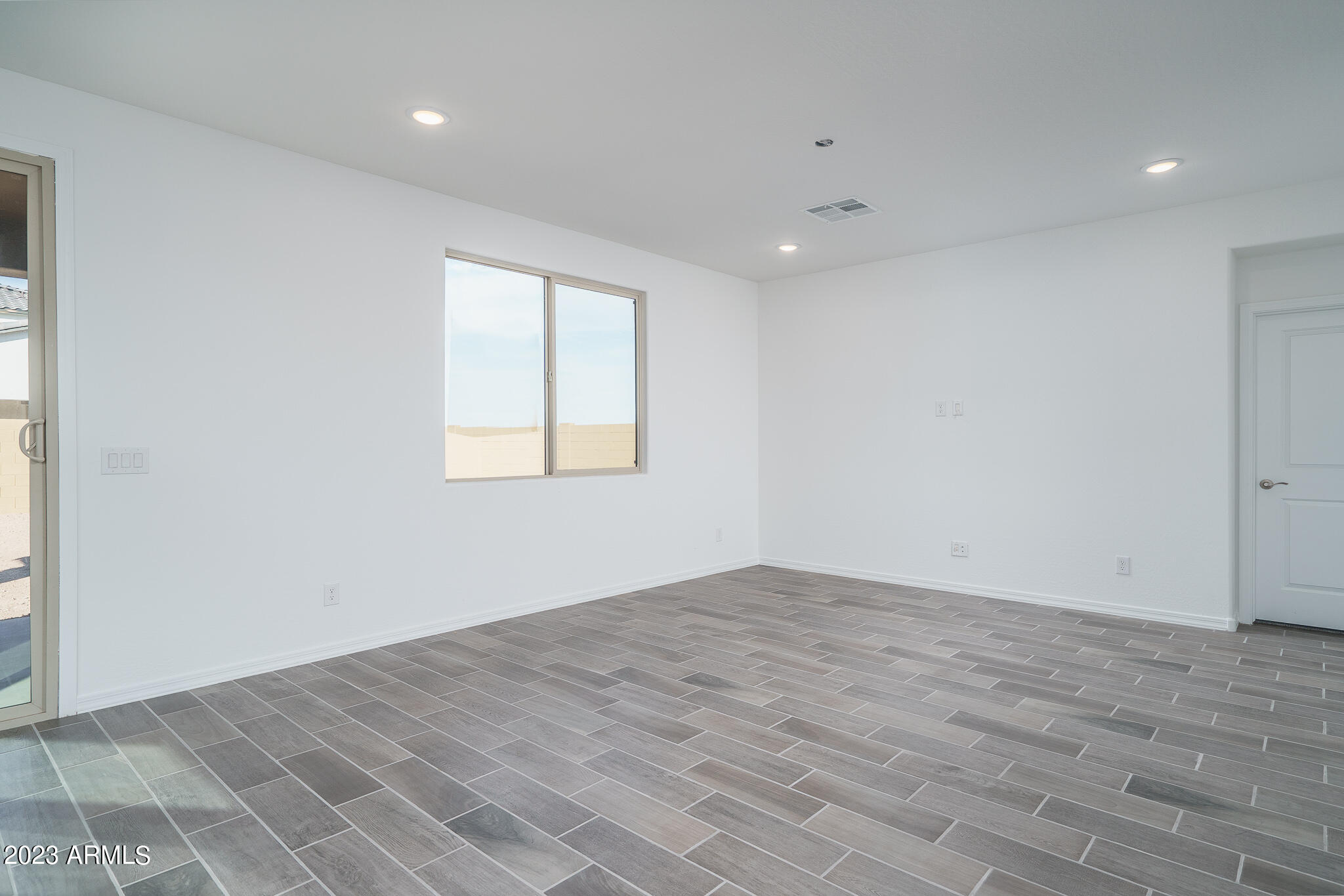 12714 W PARKWAY Lane