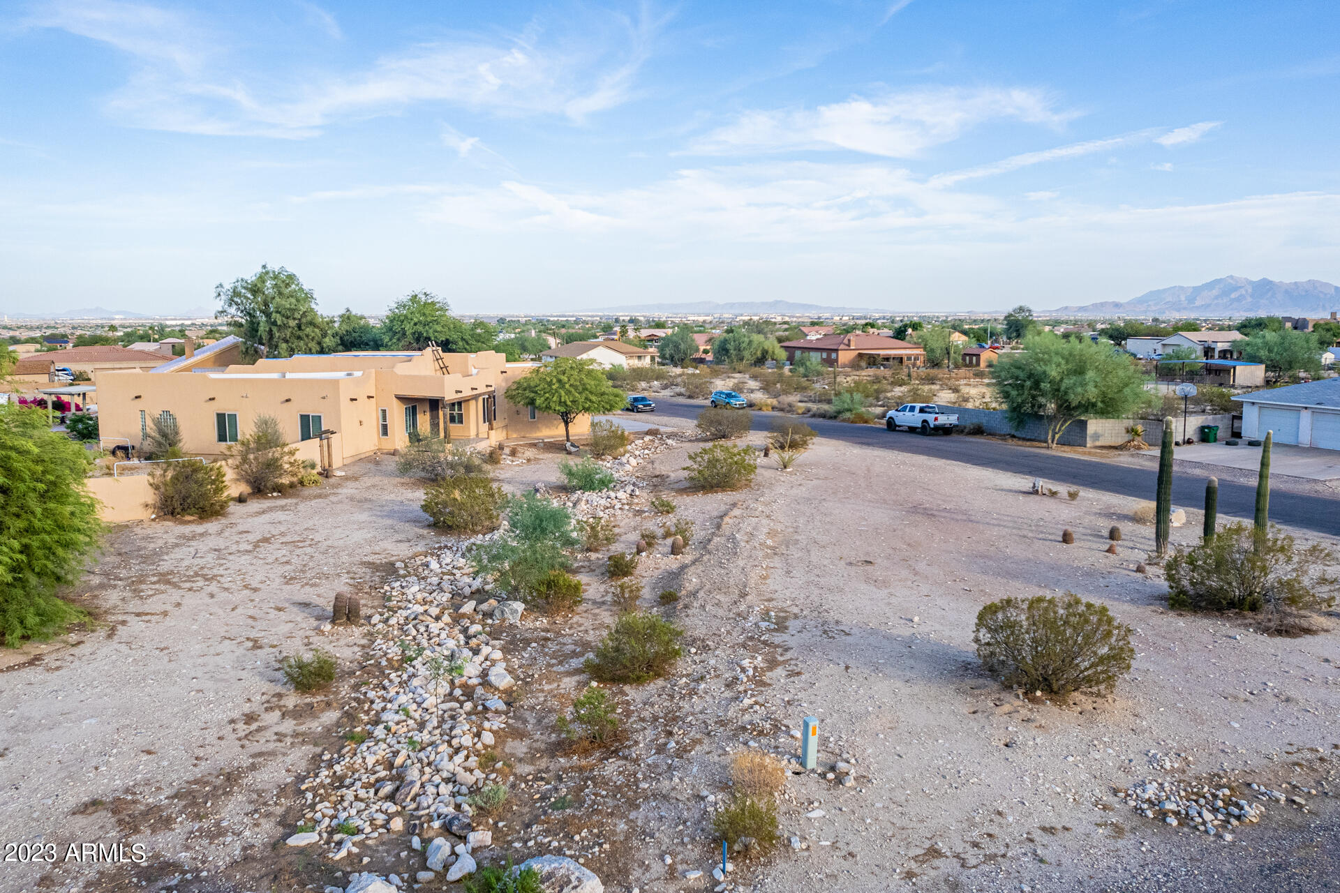 5301 N TUTHILL Road