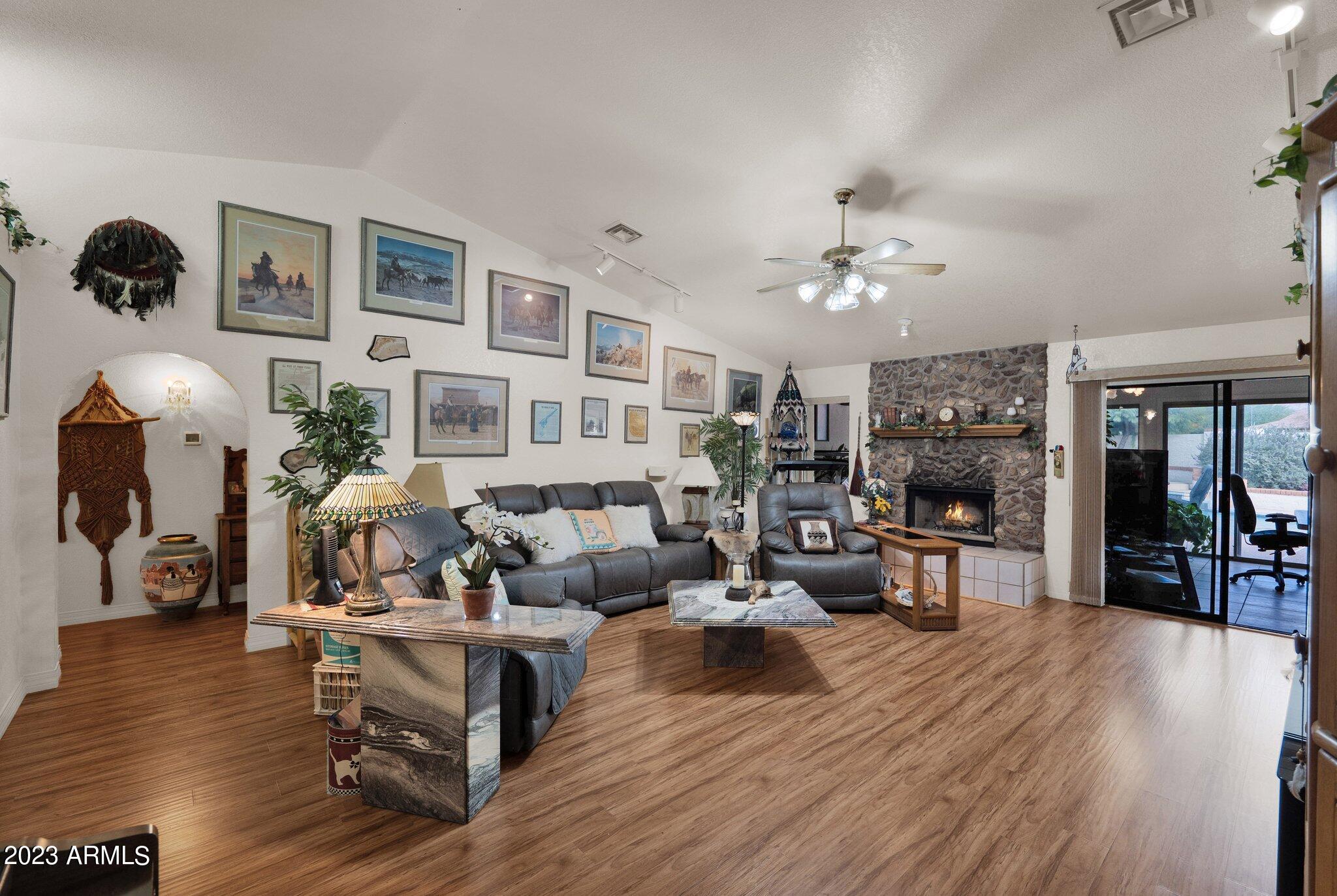 1251 N TERRIPIN --