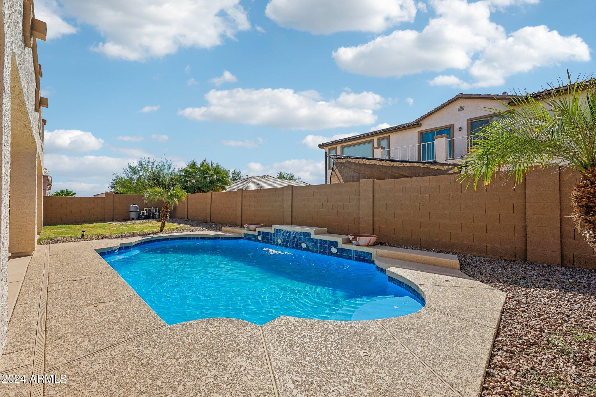 5213 W PEDRO Lane