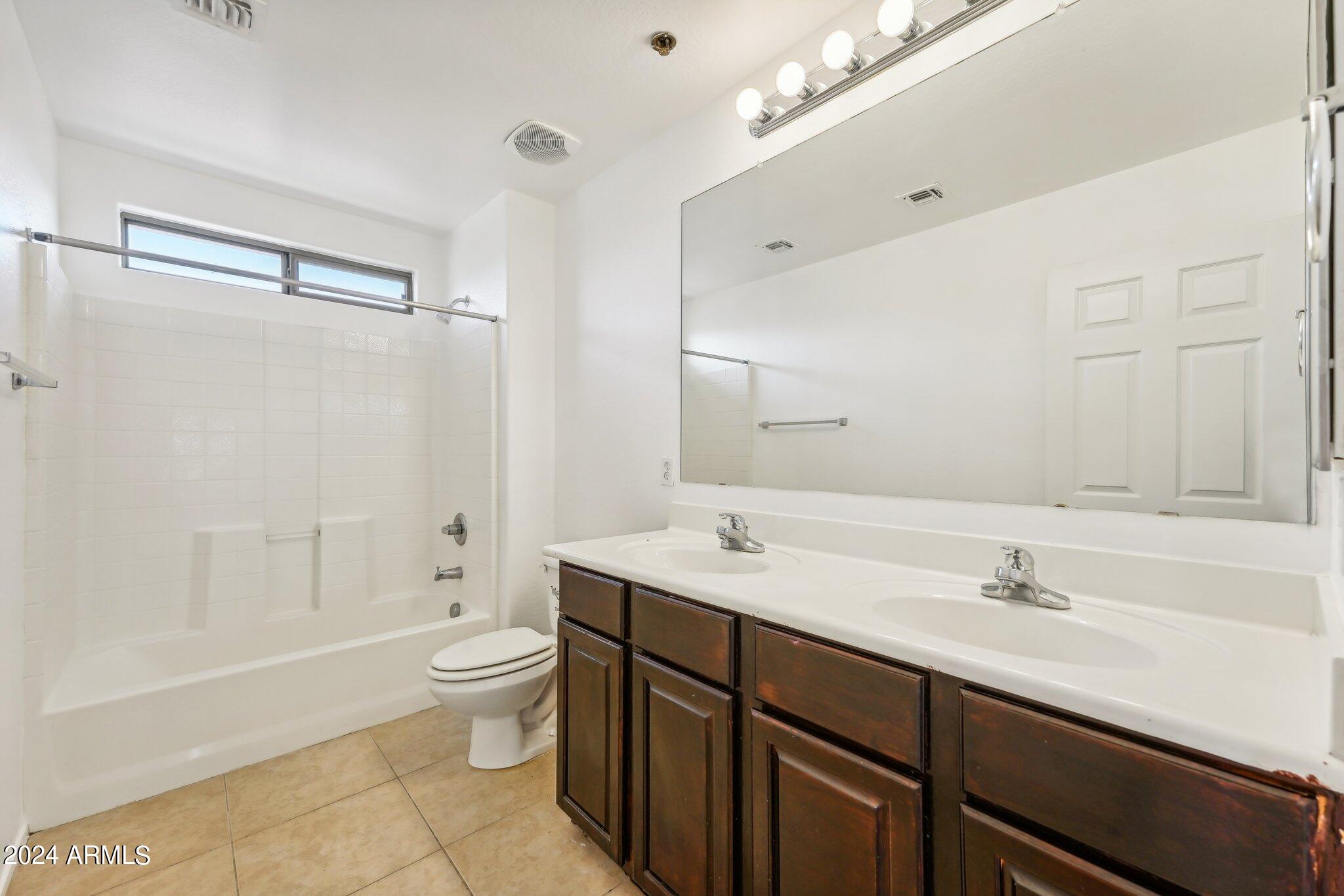 5213 W PEDRO Lane
